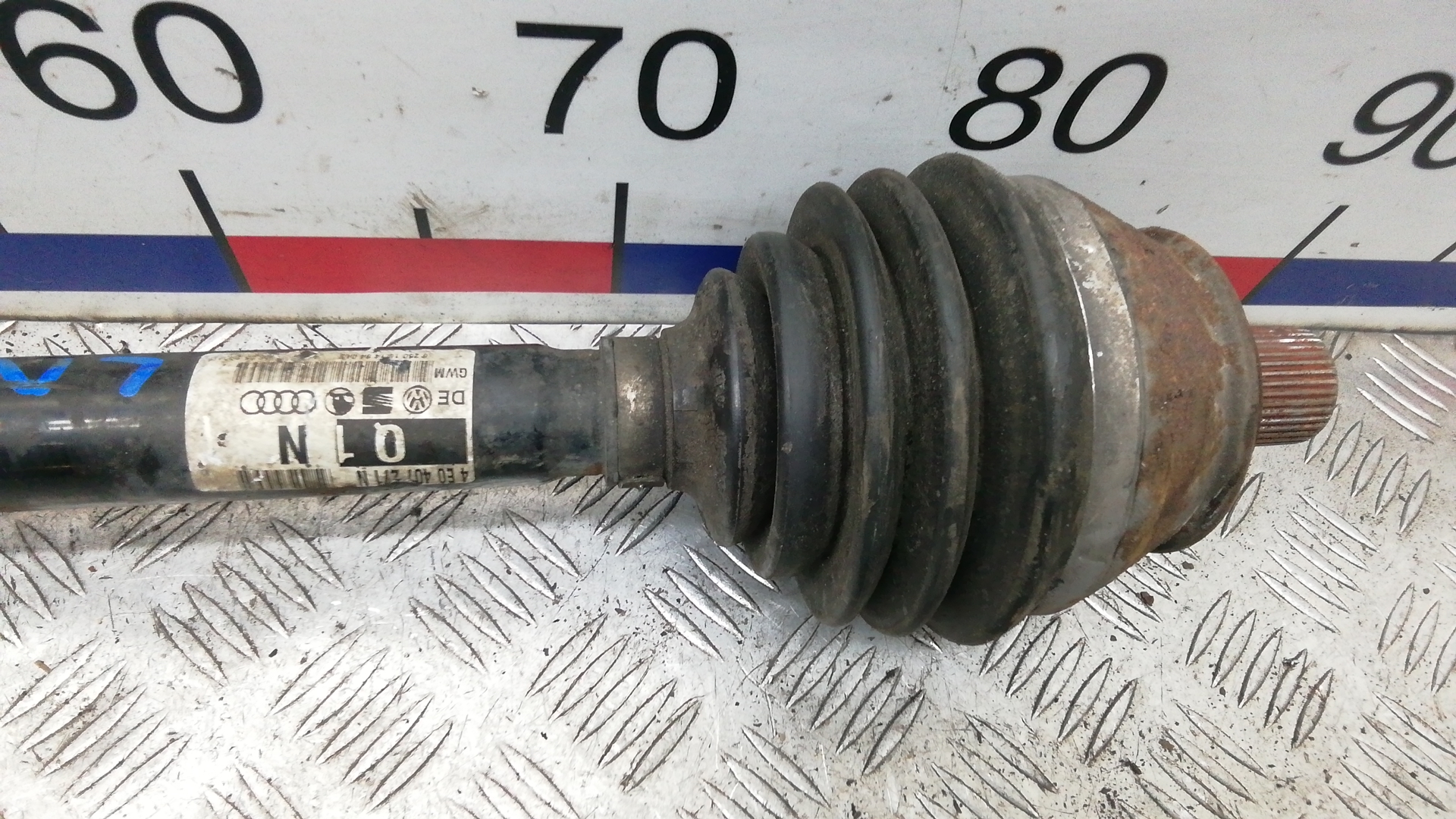 Полуось передняя левая