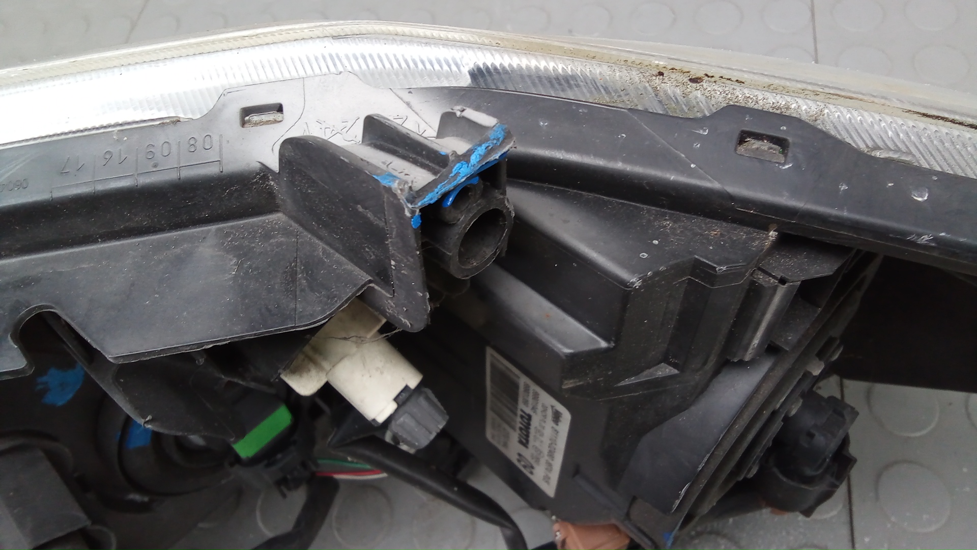 Фара правая