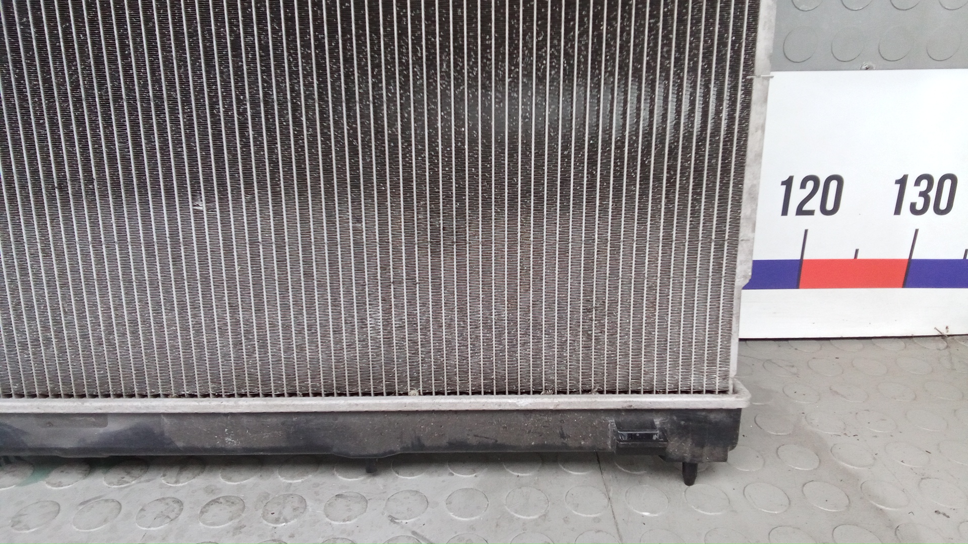 Радиатор охлаждения двигателя основной