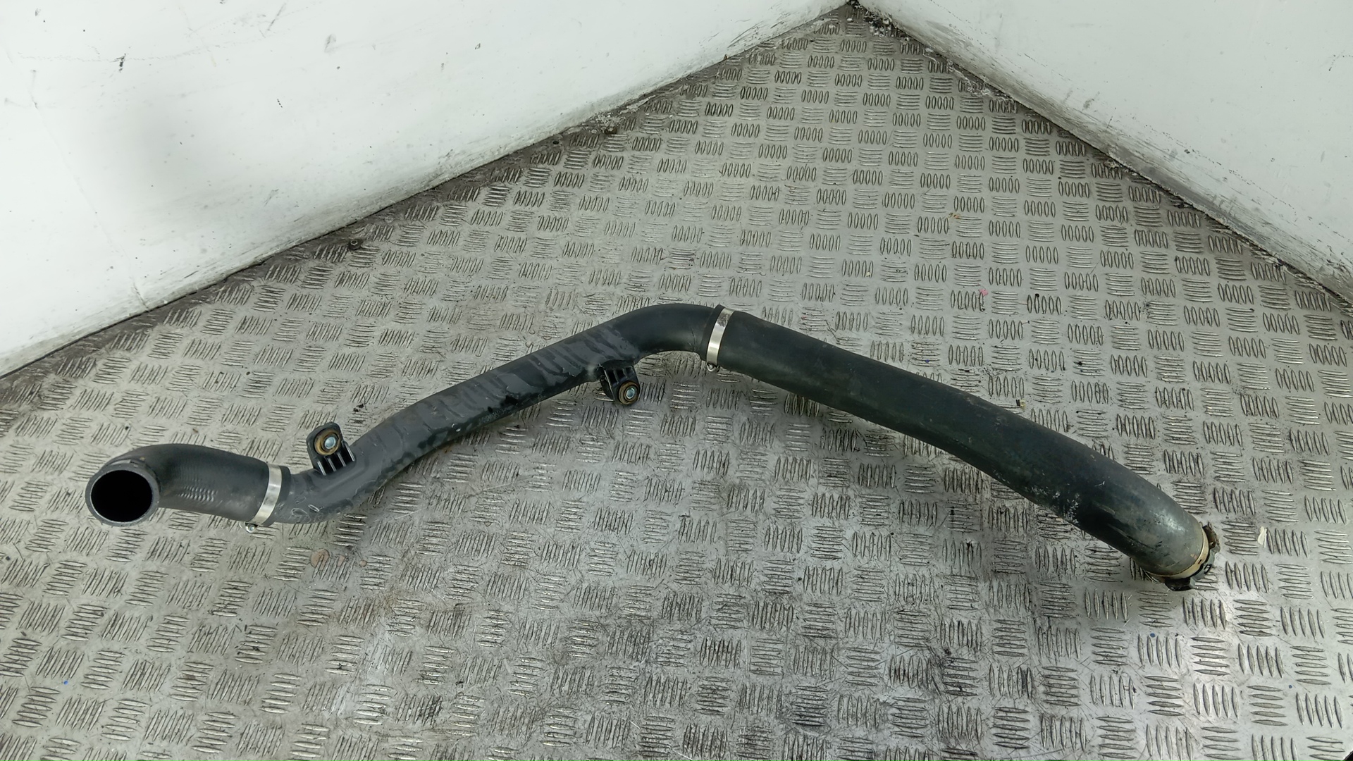 Патрубок интеркулера