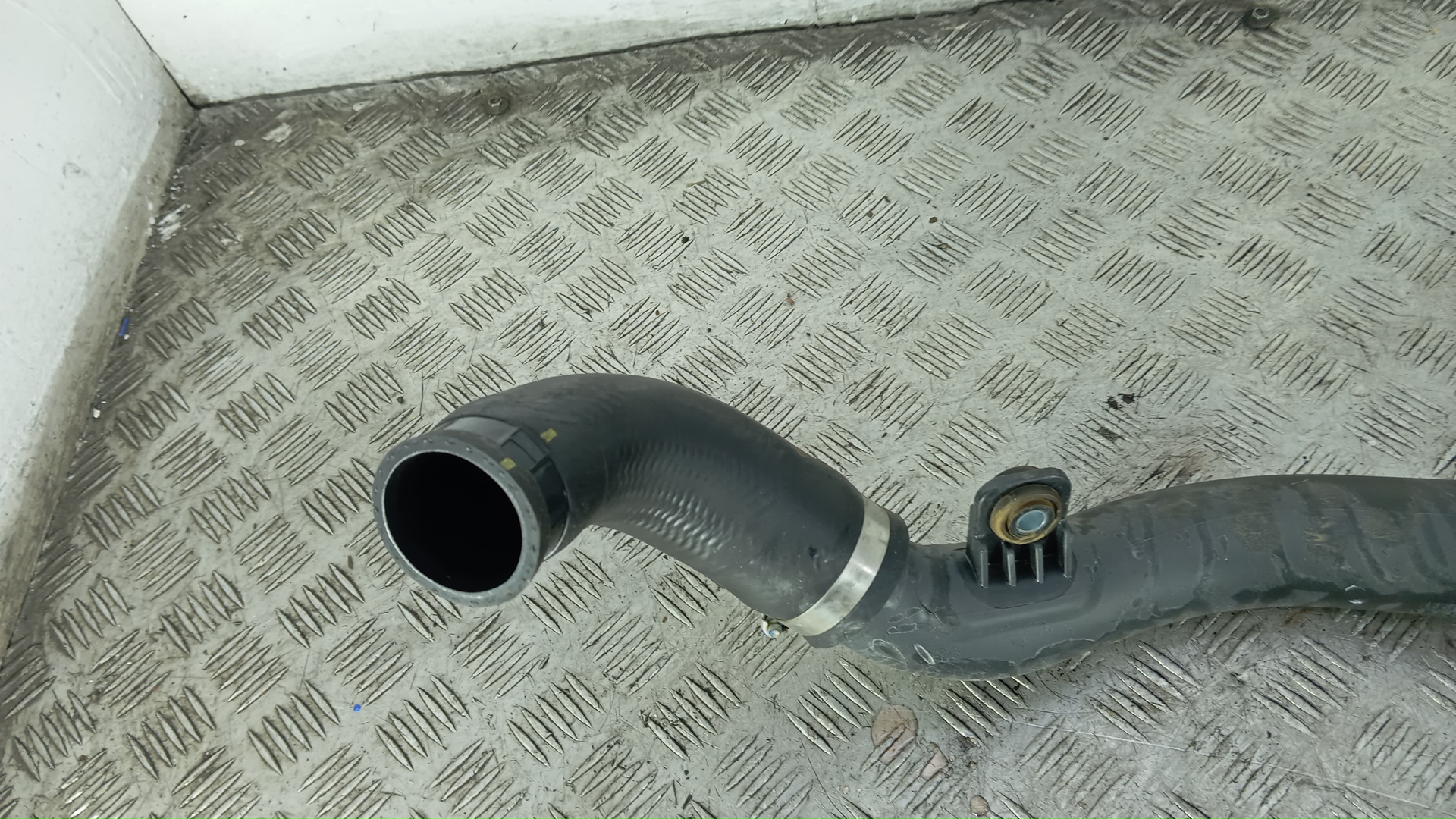 Патрубок интеркулера