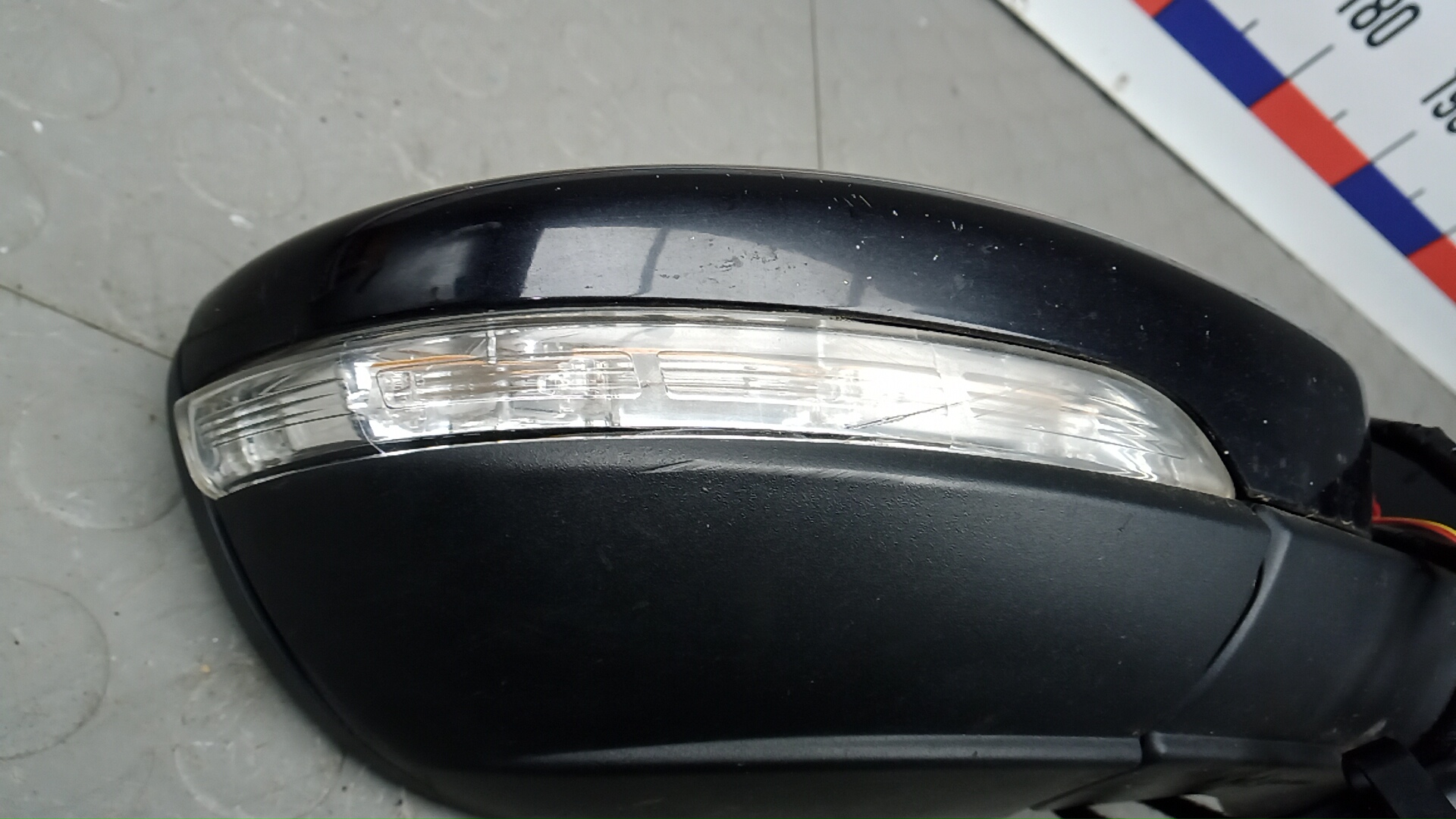 Зеркало правое электрическое