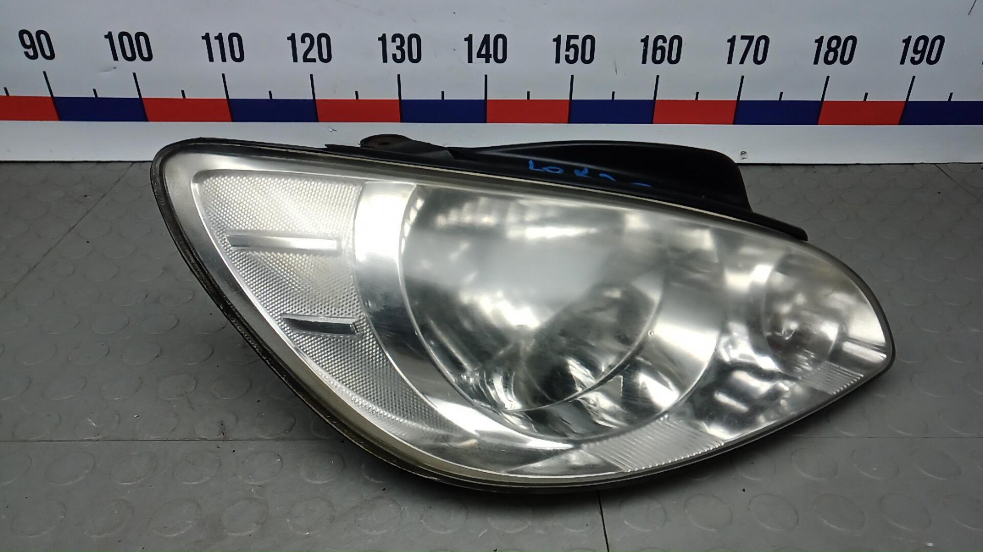 Фара правая