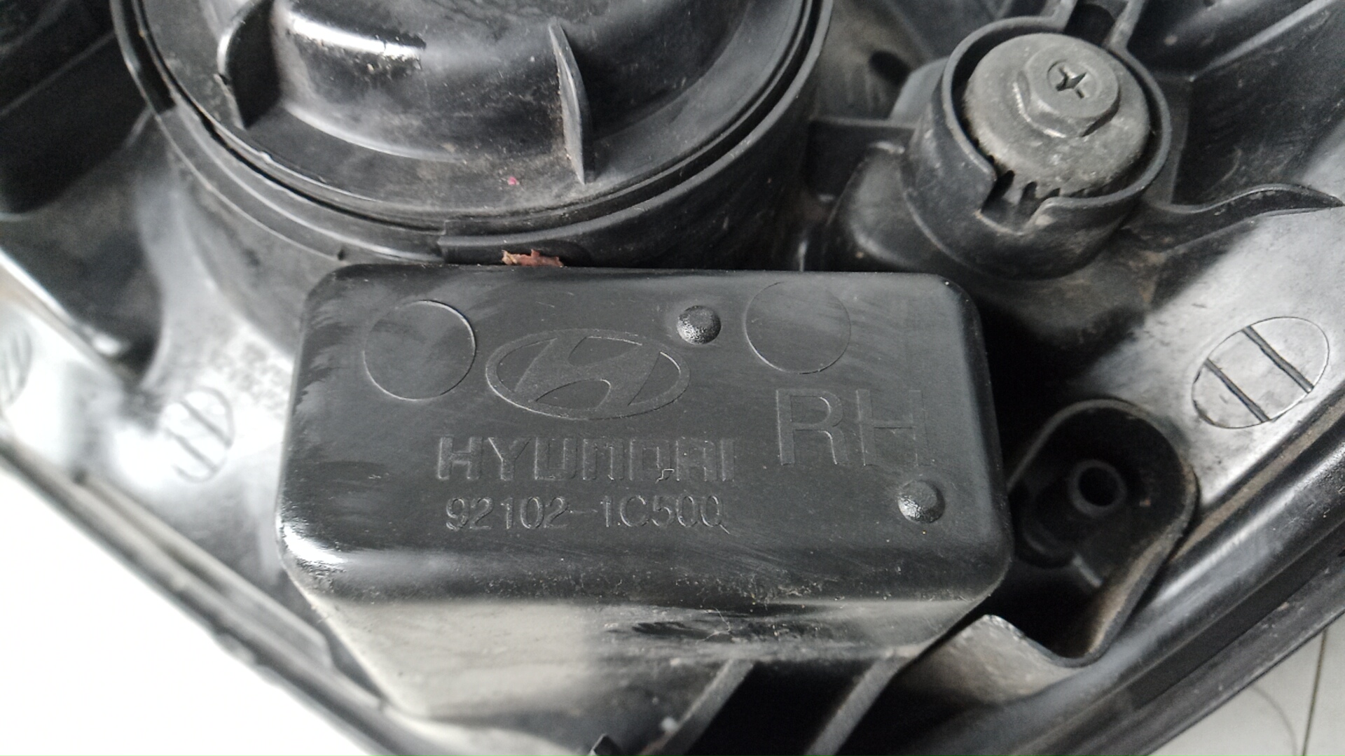 Фара правая