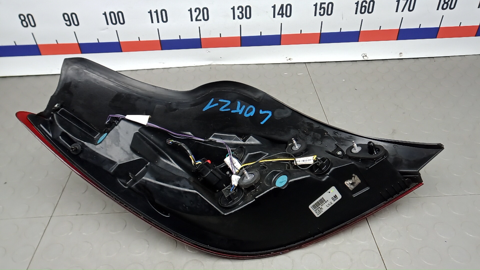 Фонарь задний правый