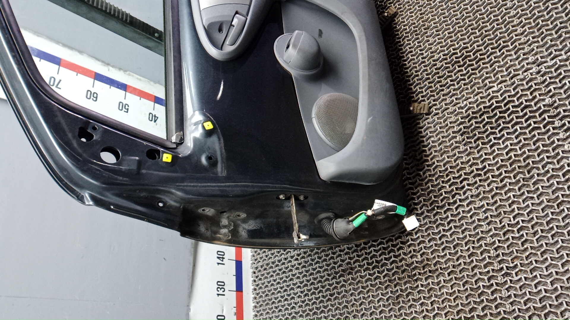 Дверь передняя правая