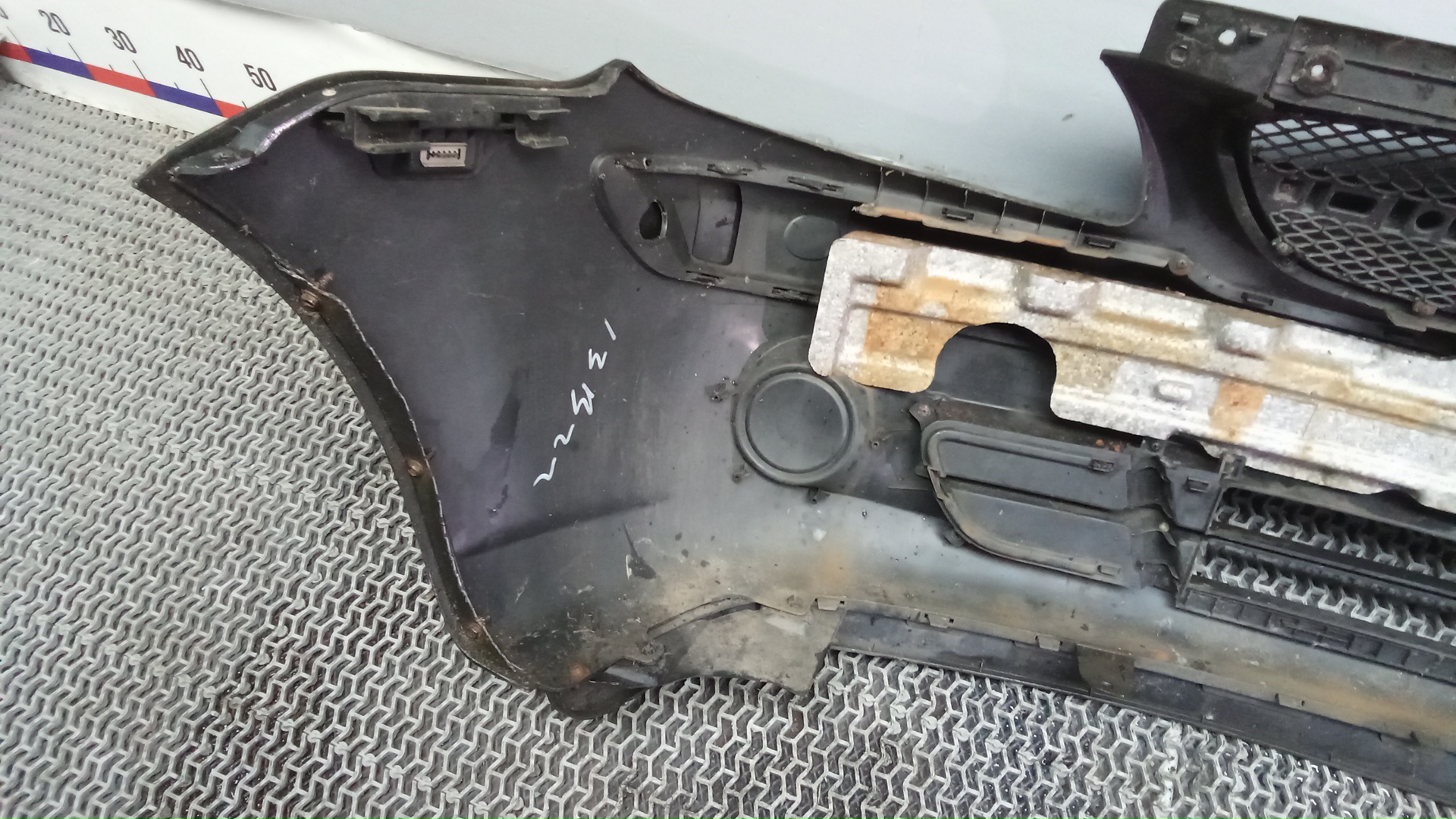 Бампер передний