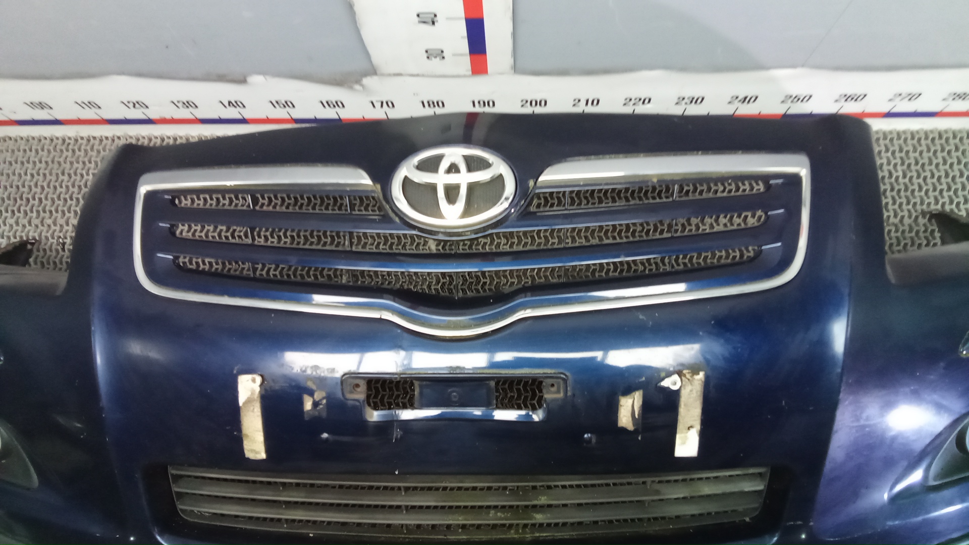 Бампер передний