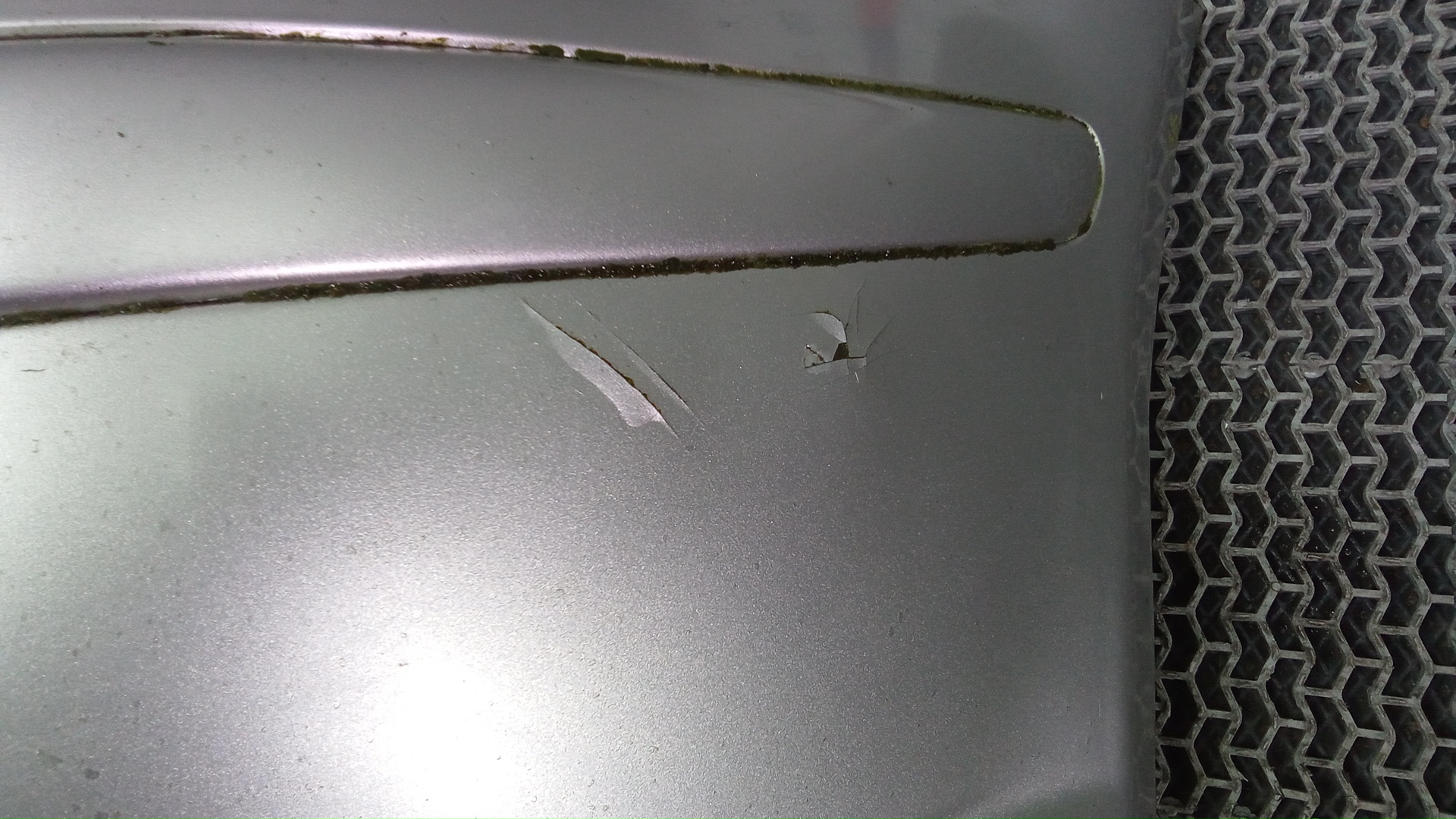 Бампер передний