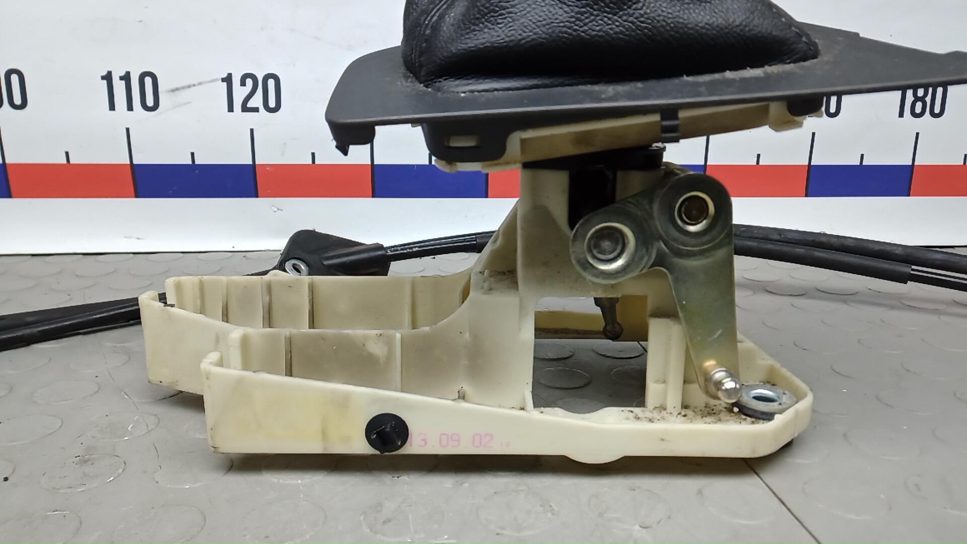 Кулиса МКПП / АКПП