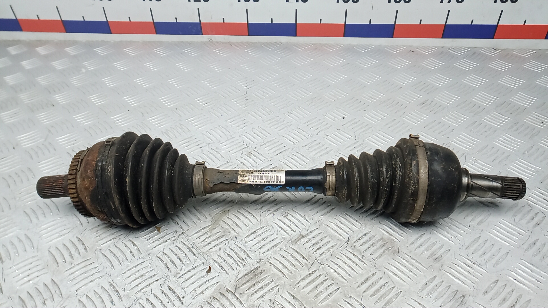 Полуось передняя левая