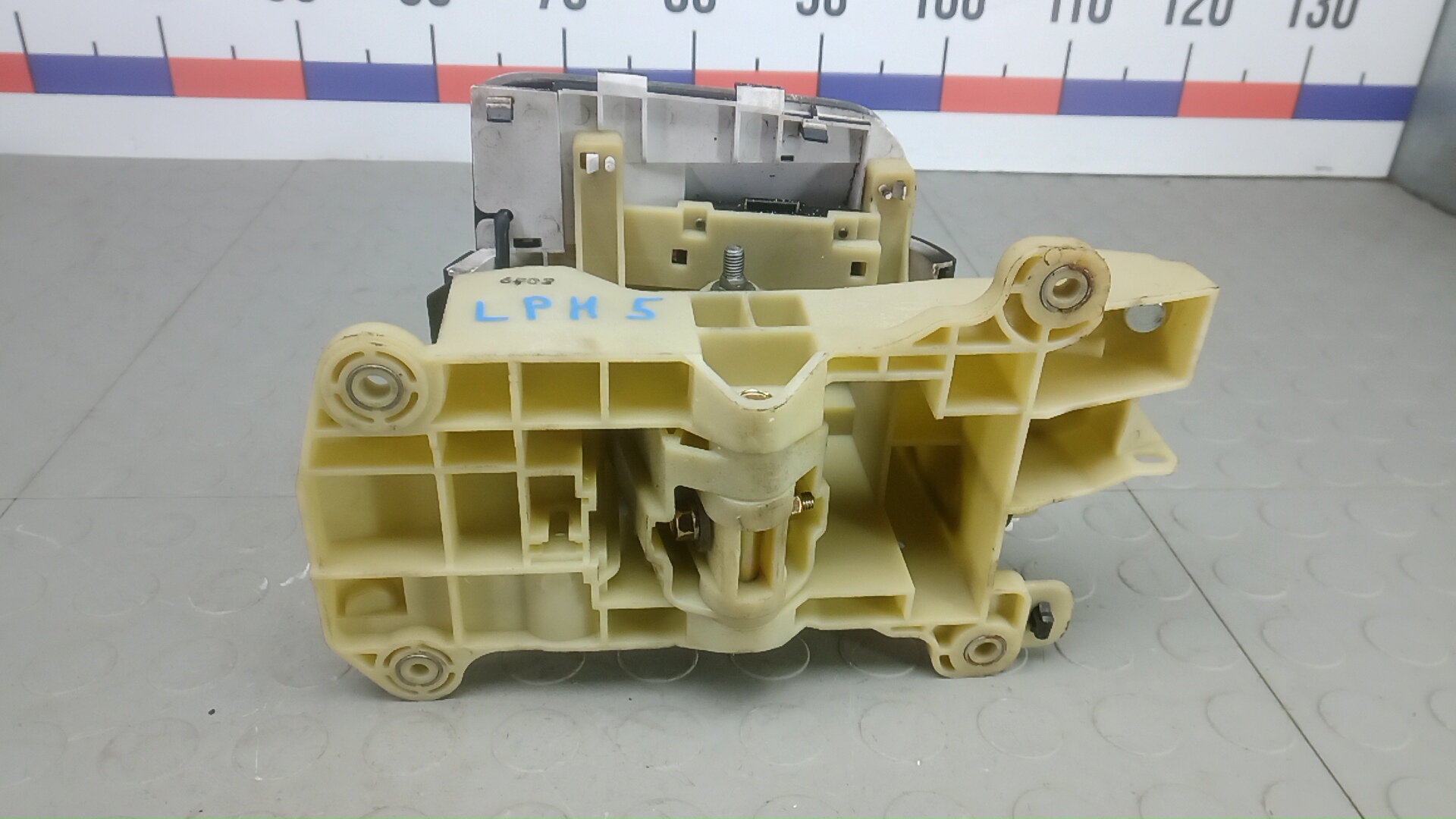 Кулиса МКПП / АКПП