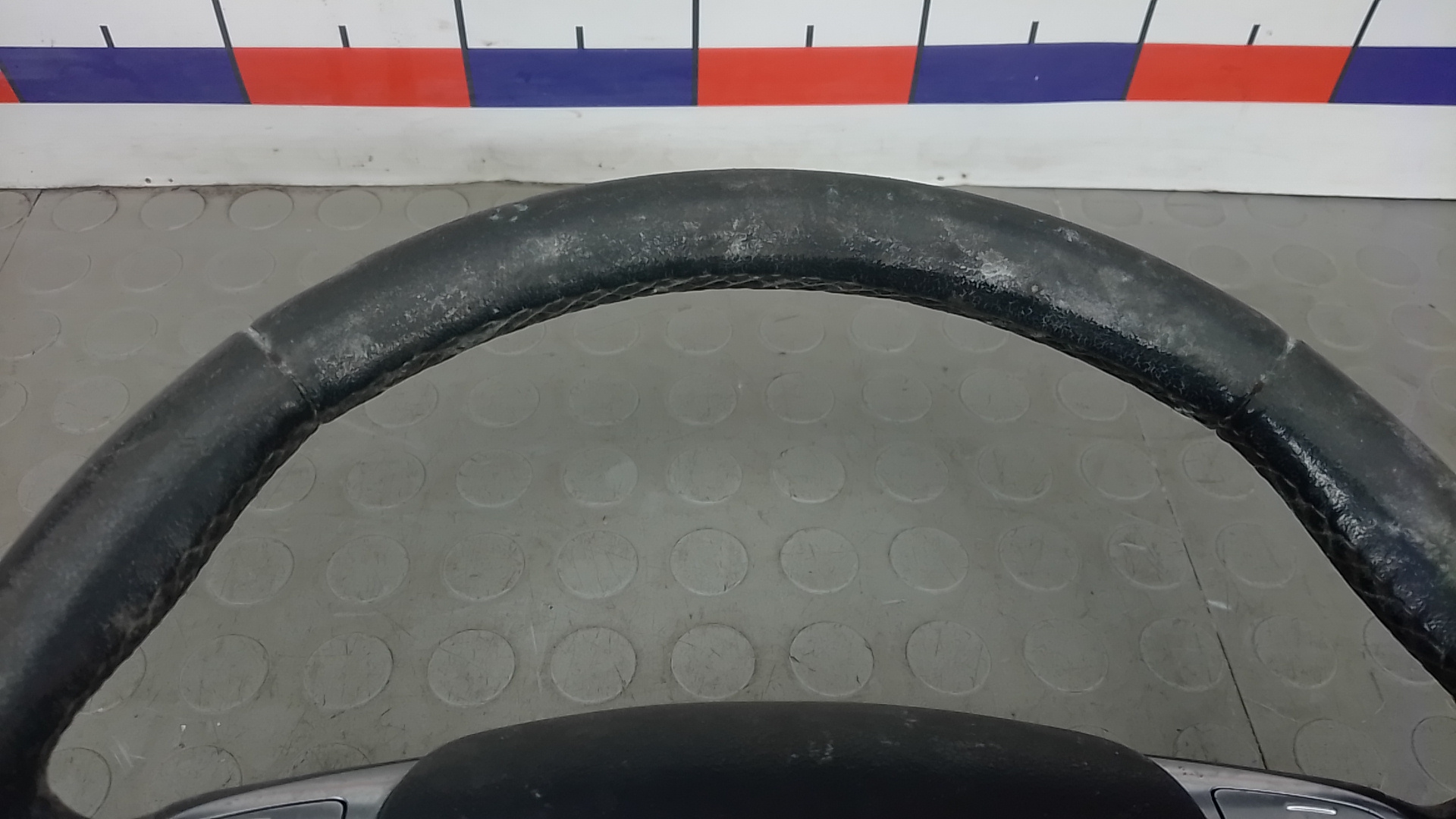 Рулевое колесо (руль)