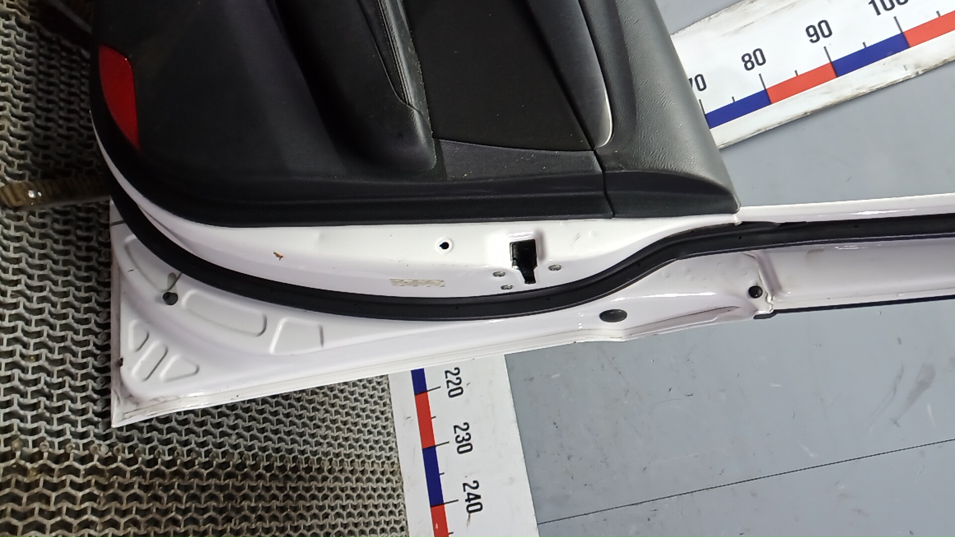 Дверь передняя правая