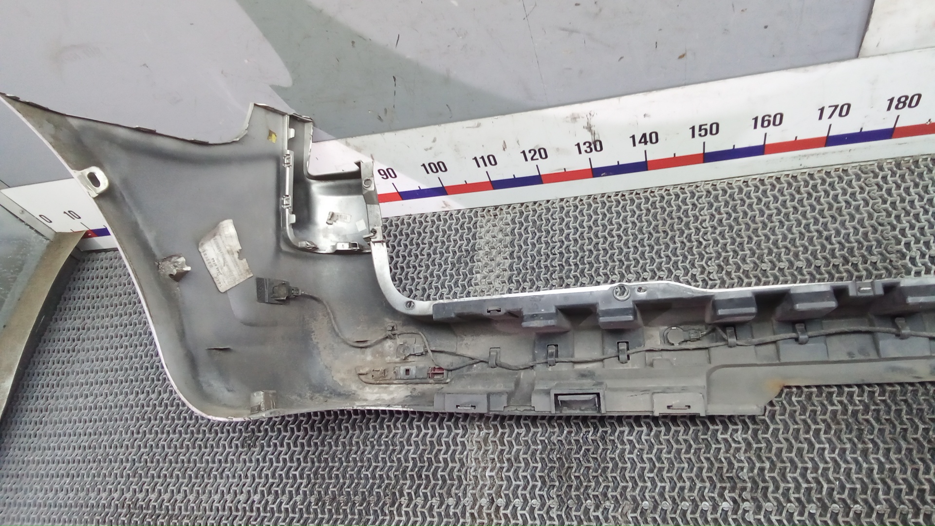 Бампер задний