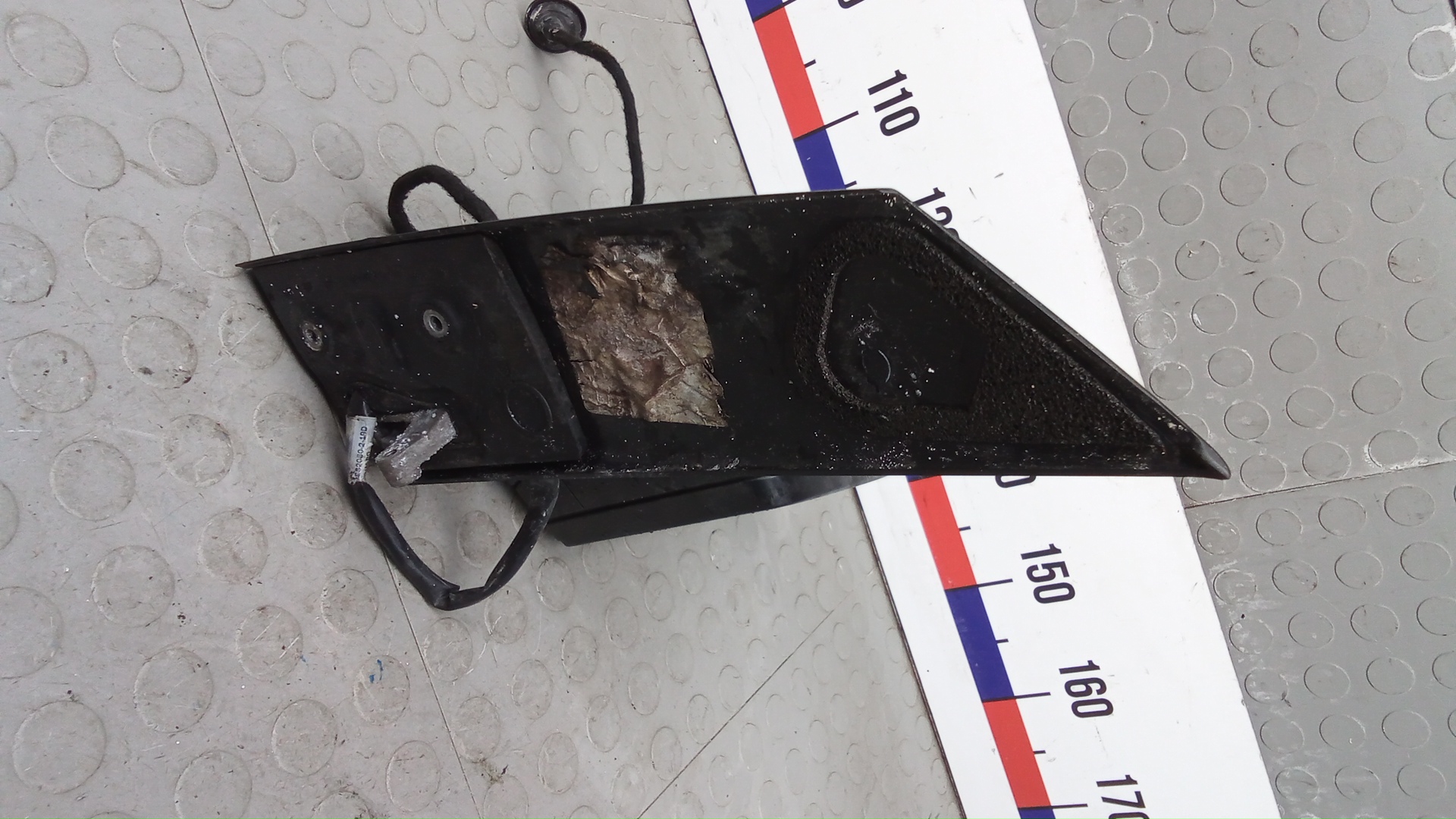 Зеркало правое электрическое