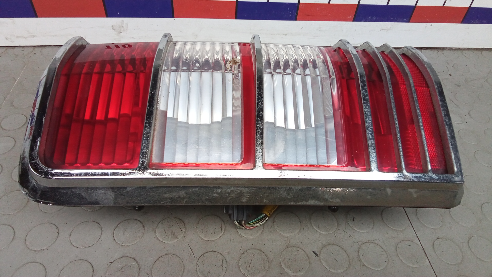 Фонарь задний левый