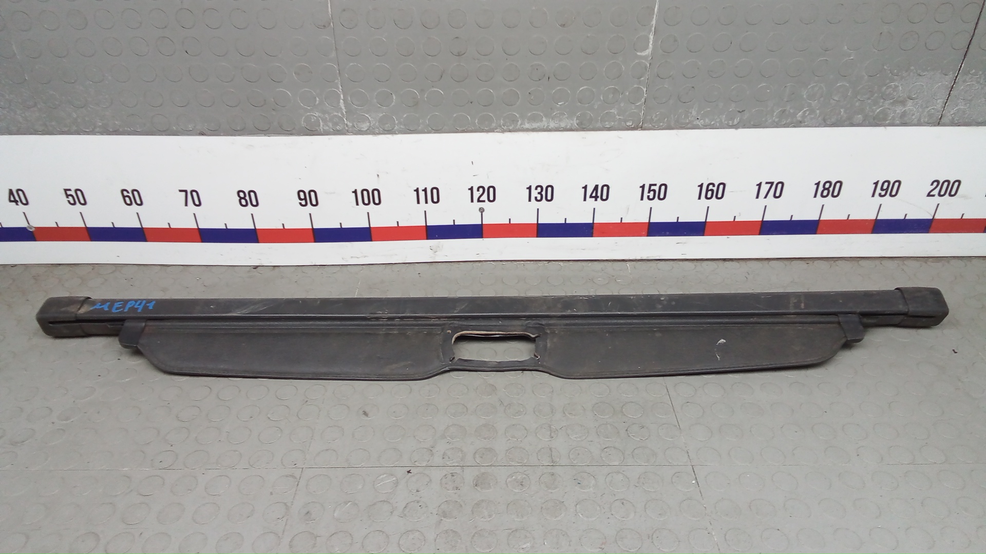 Шторка багажника