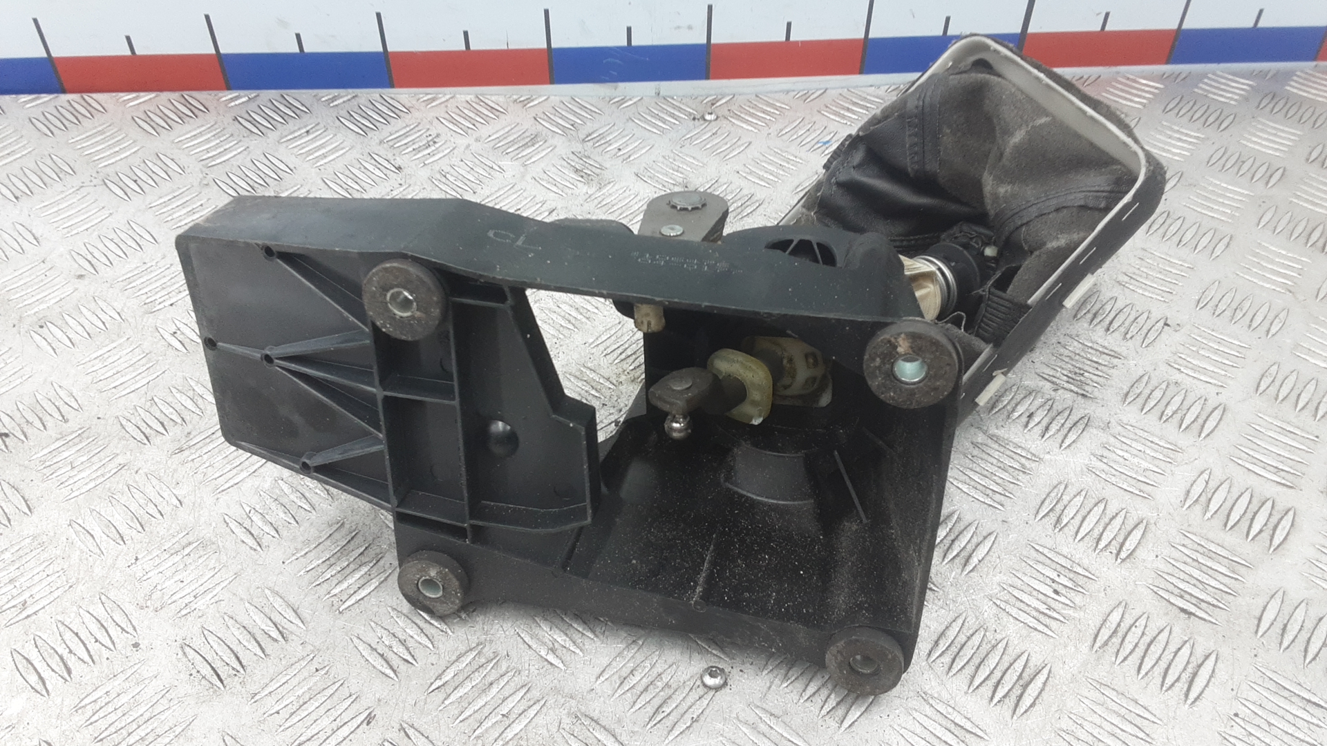 Кулиса МКПП / АКПП