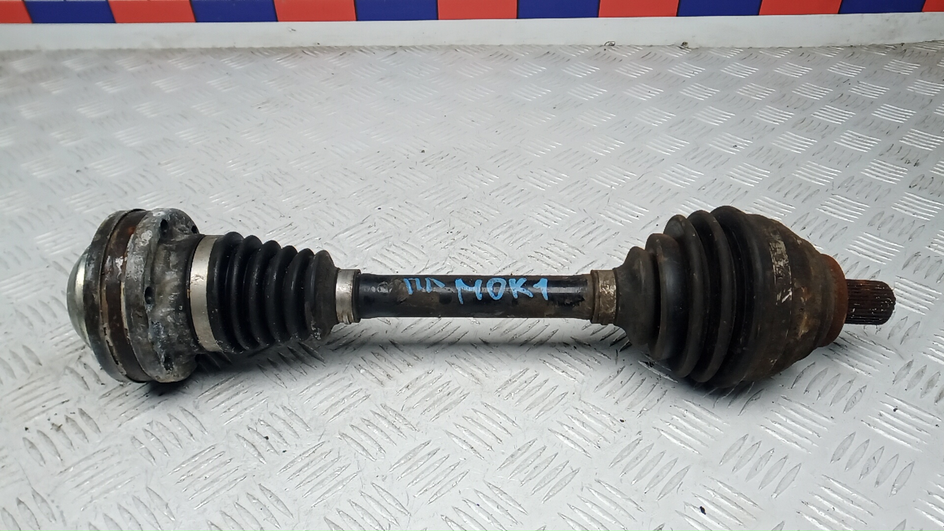 Полуось передняя левая