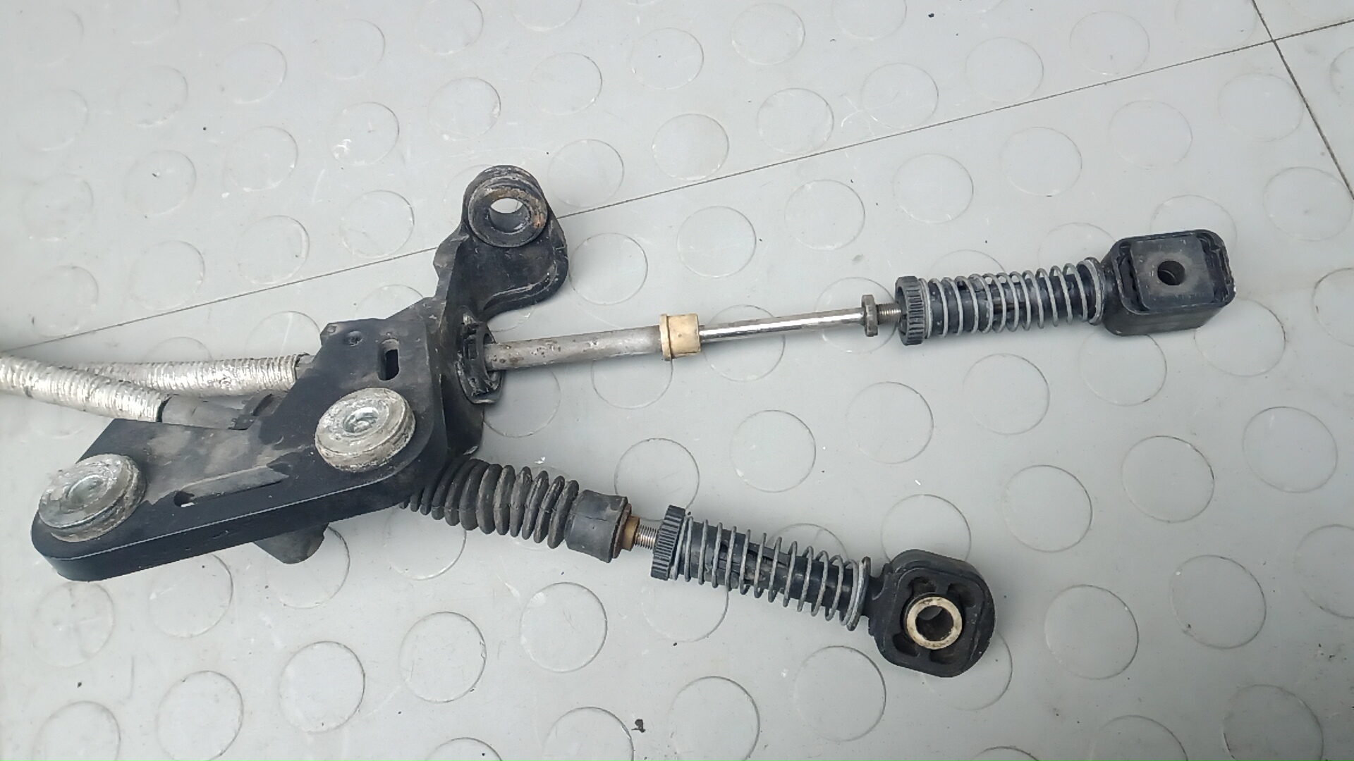 Кулиса МКПП / АКПП