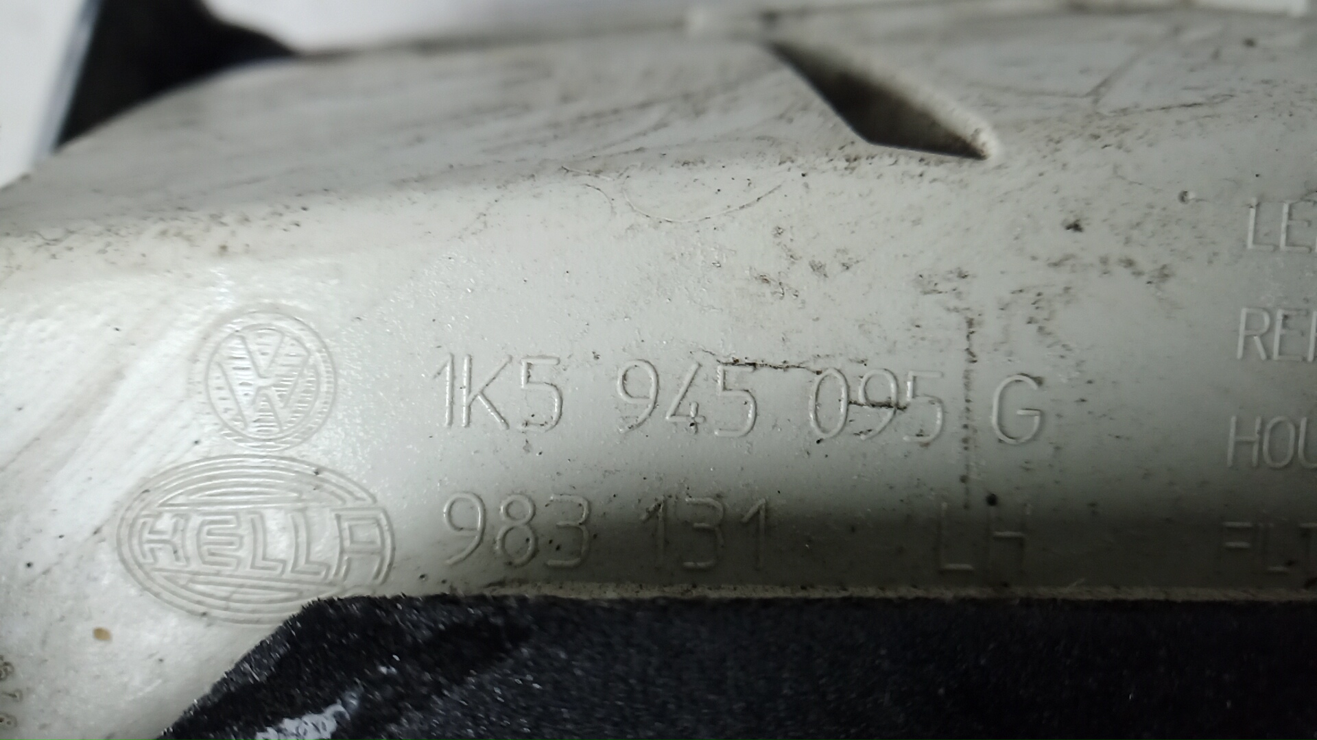 Фонарь задний левый