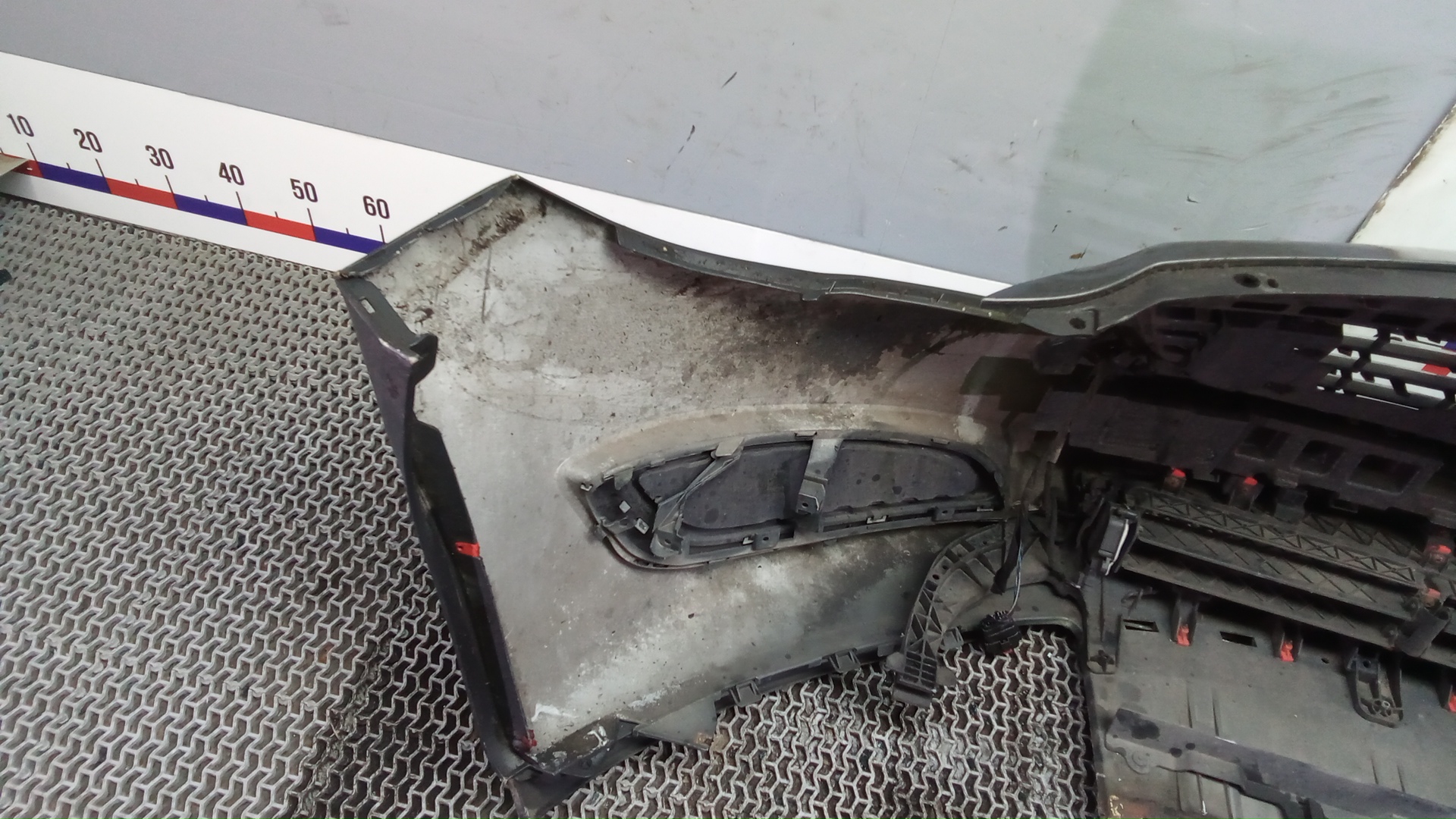 Бампер передний