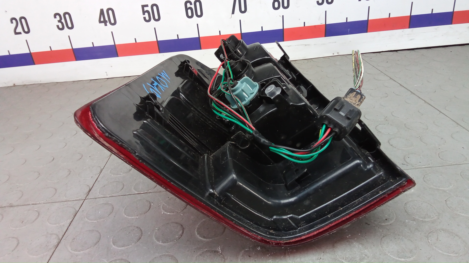 Фонарь задний правый