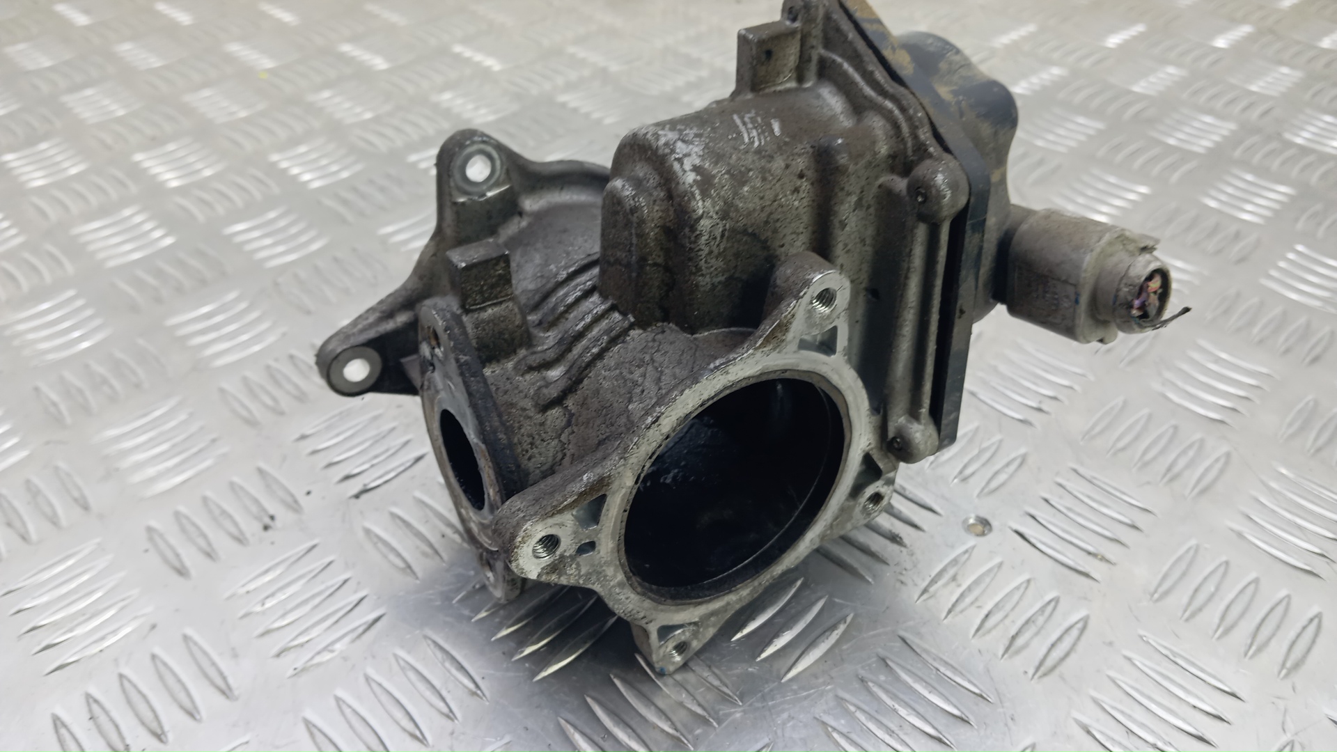 Клапан рециркуляции выхлопных газов (EGR)