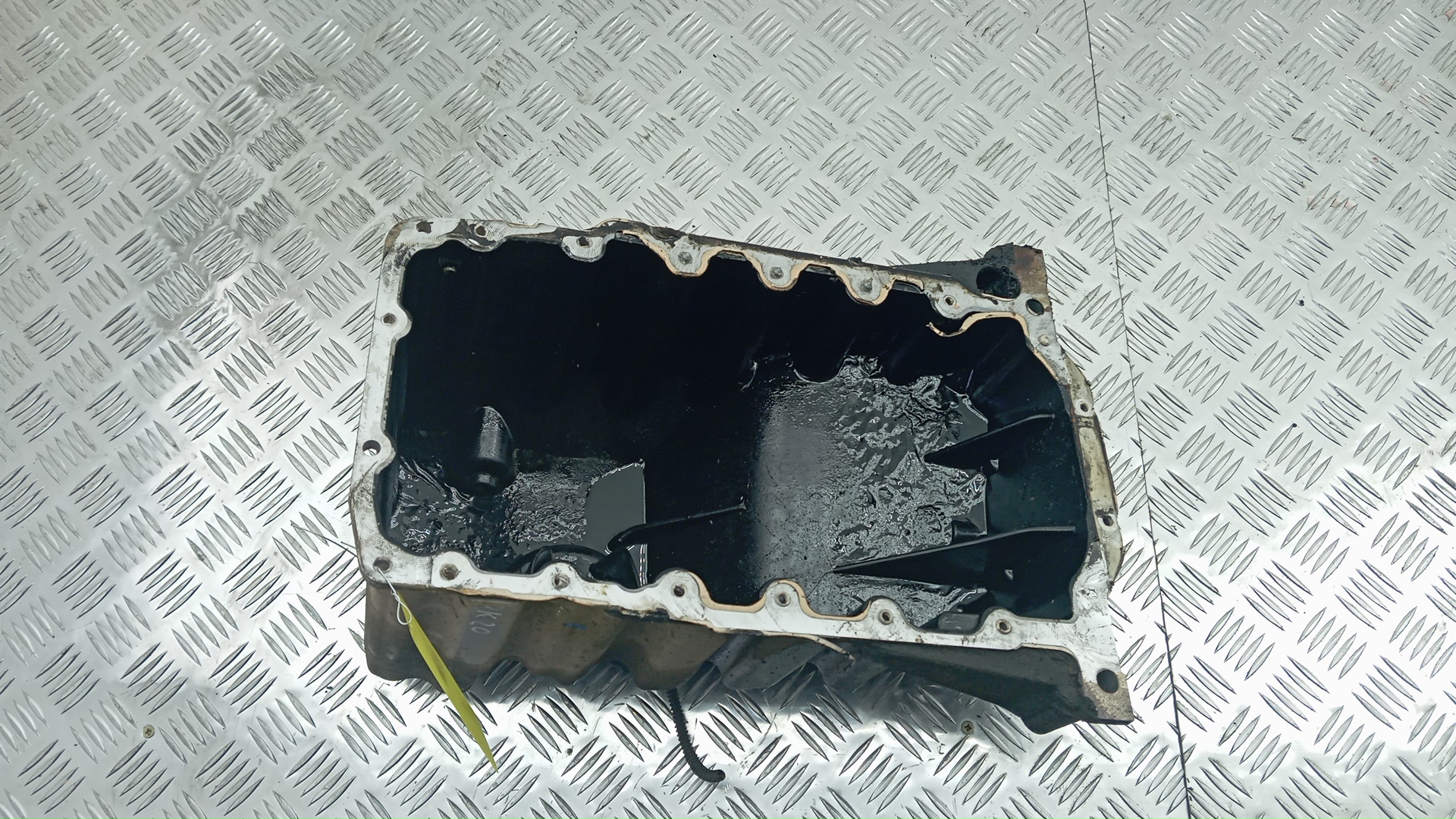 Поддон масляный двигателя (картер)