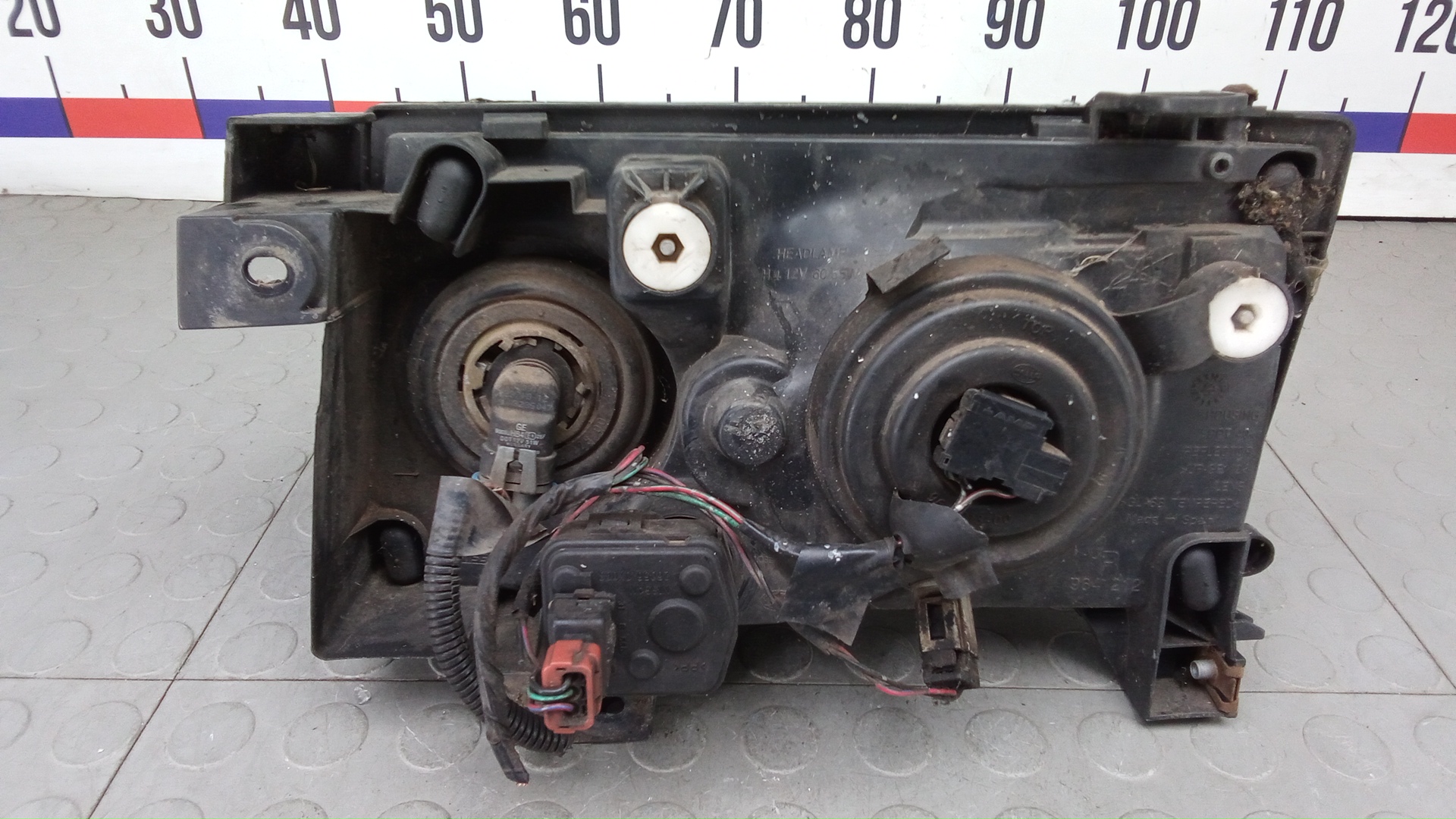 Фара правая