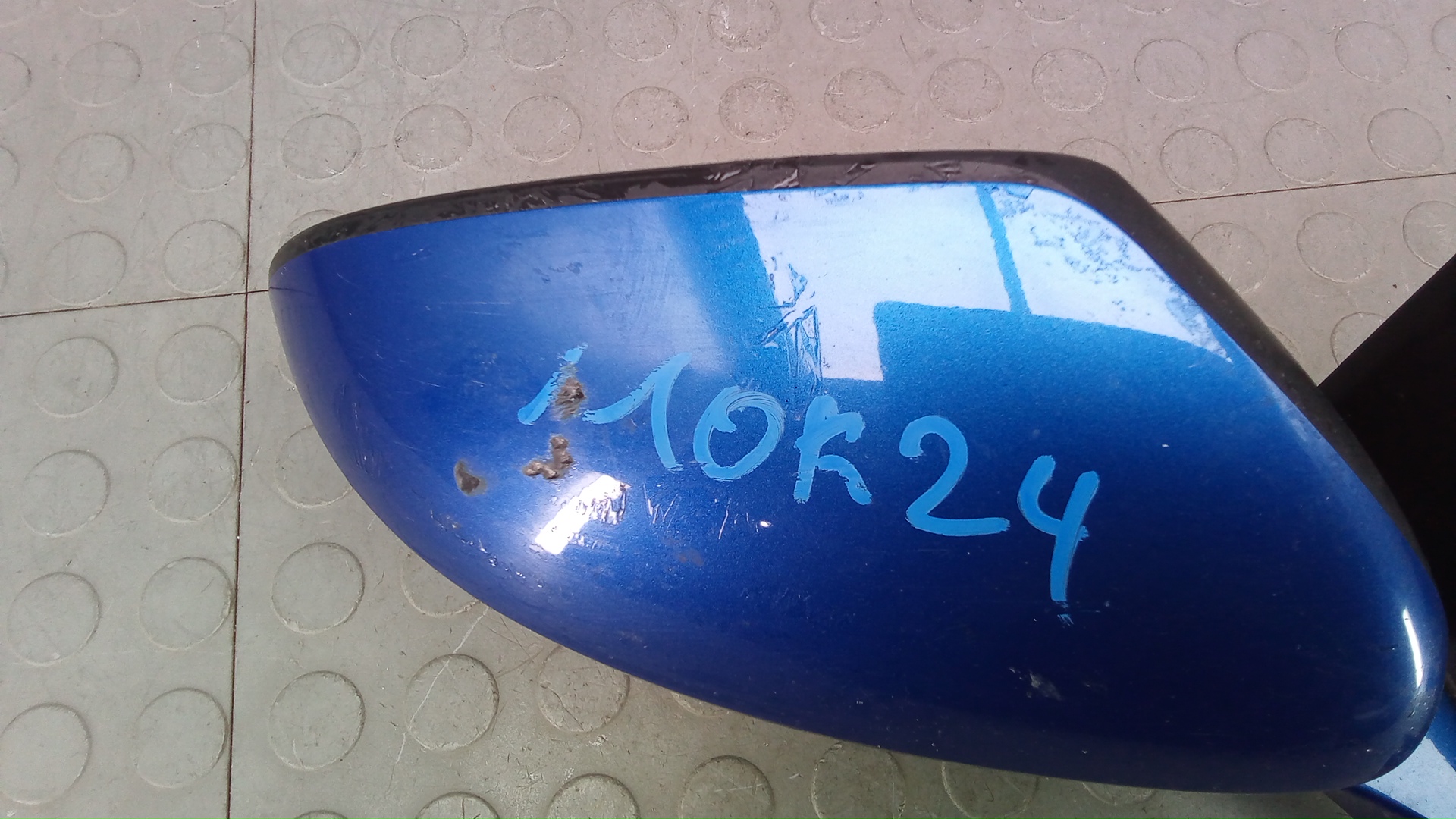 Зеркало правое электрическое