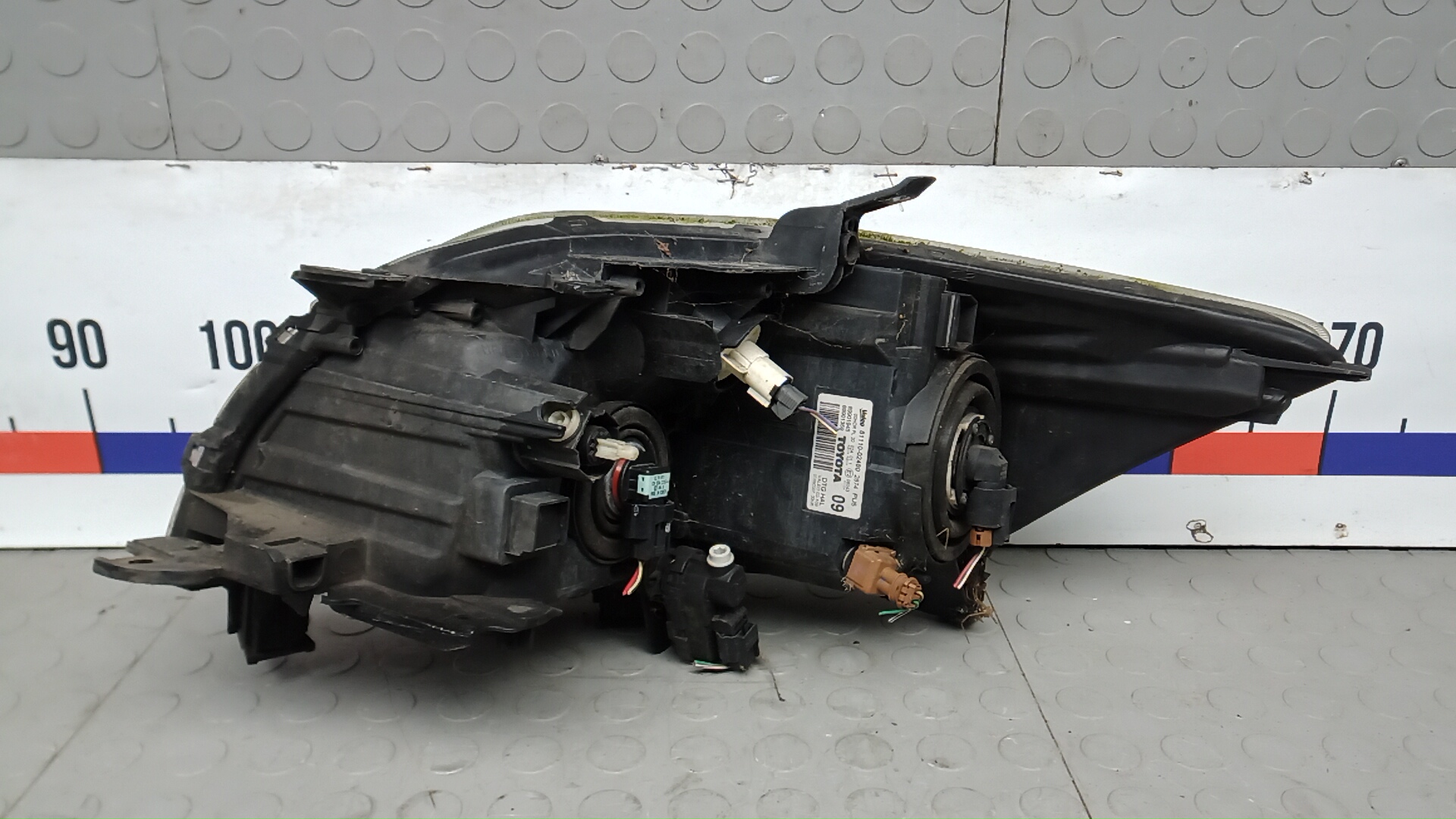 Фара правая