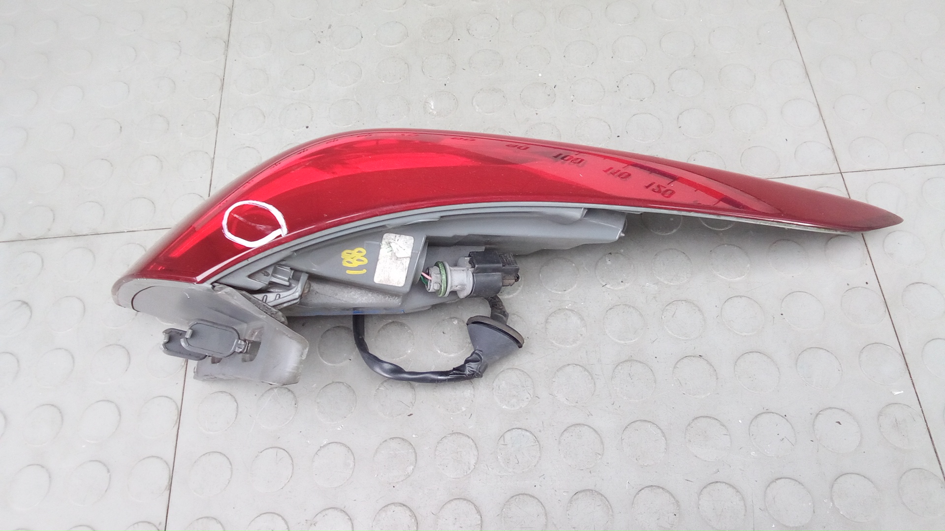 Фонарь задний левый