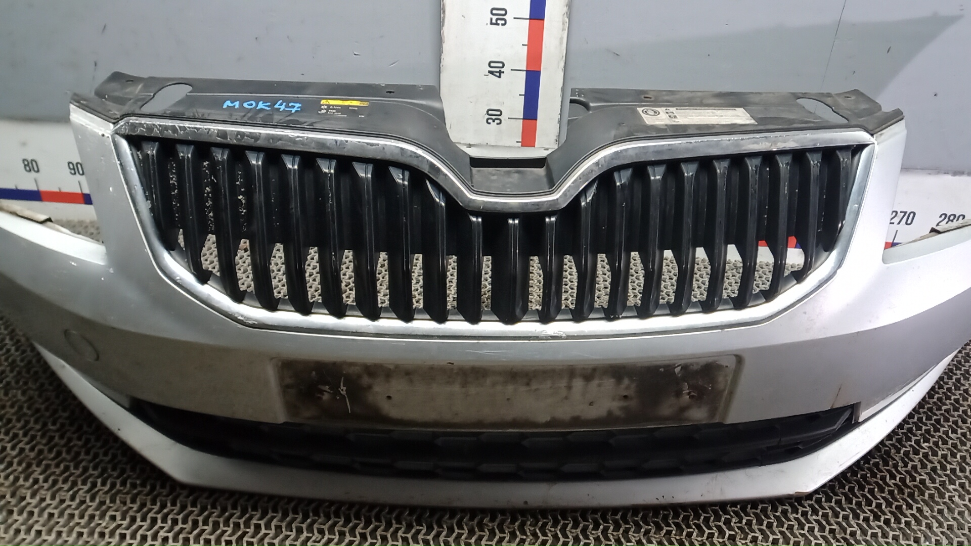 Бампер передний