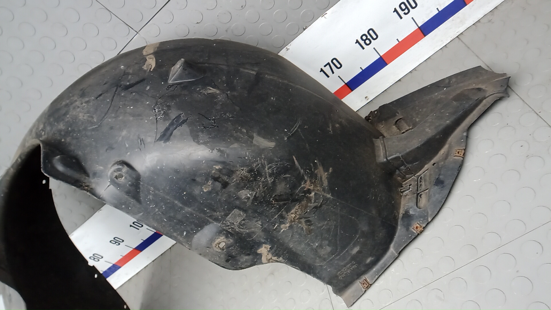 Локер передний левый