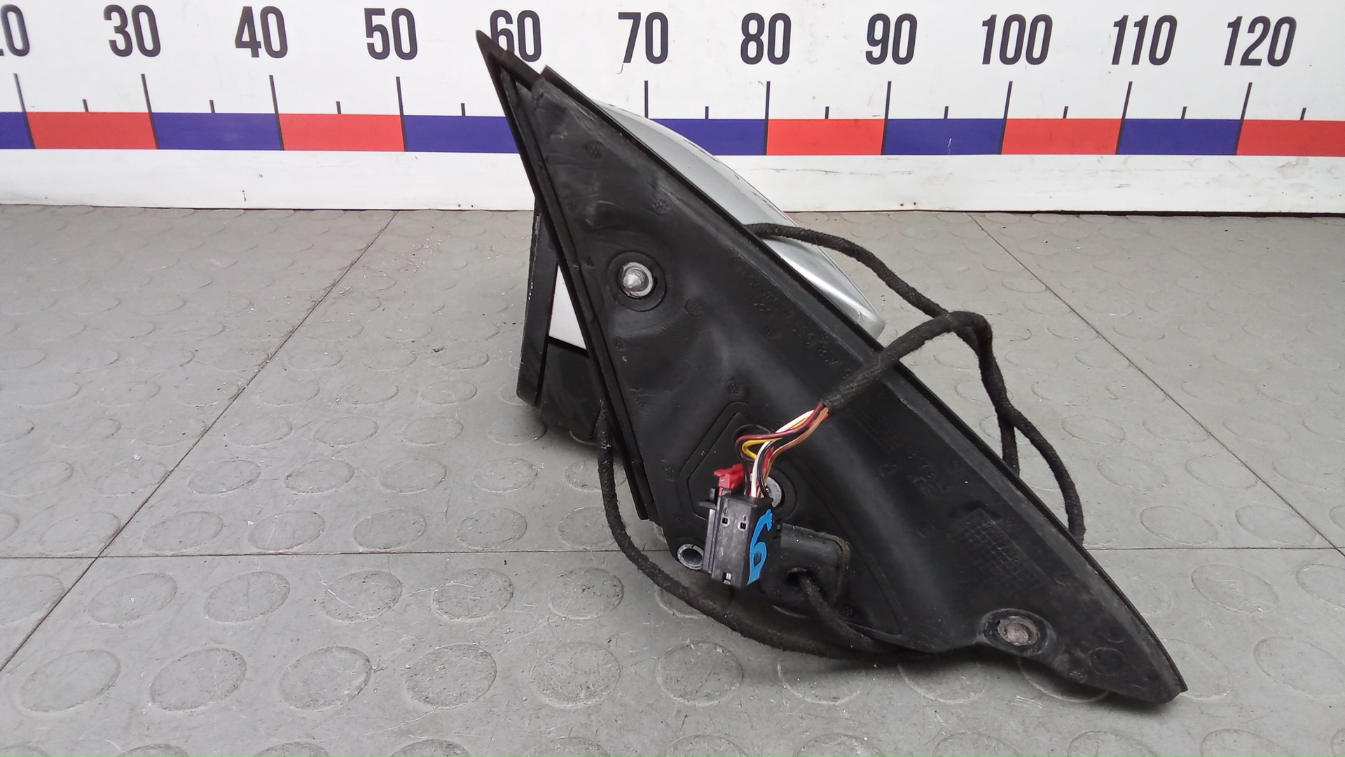 Зеркало левое электрическое