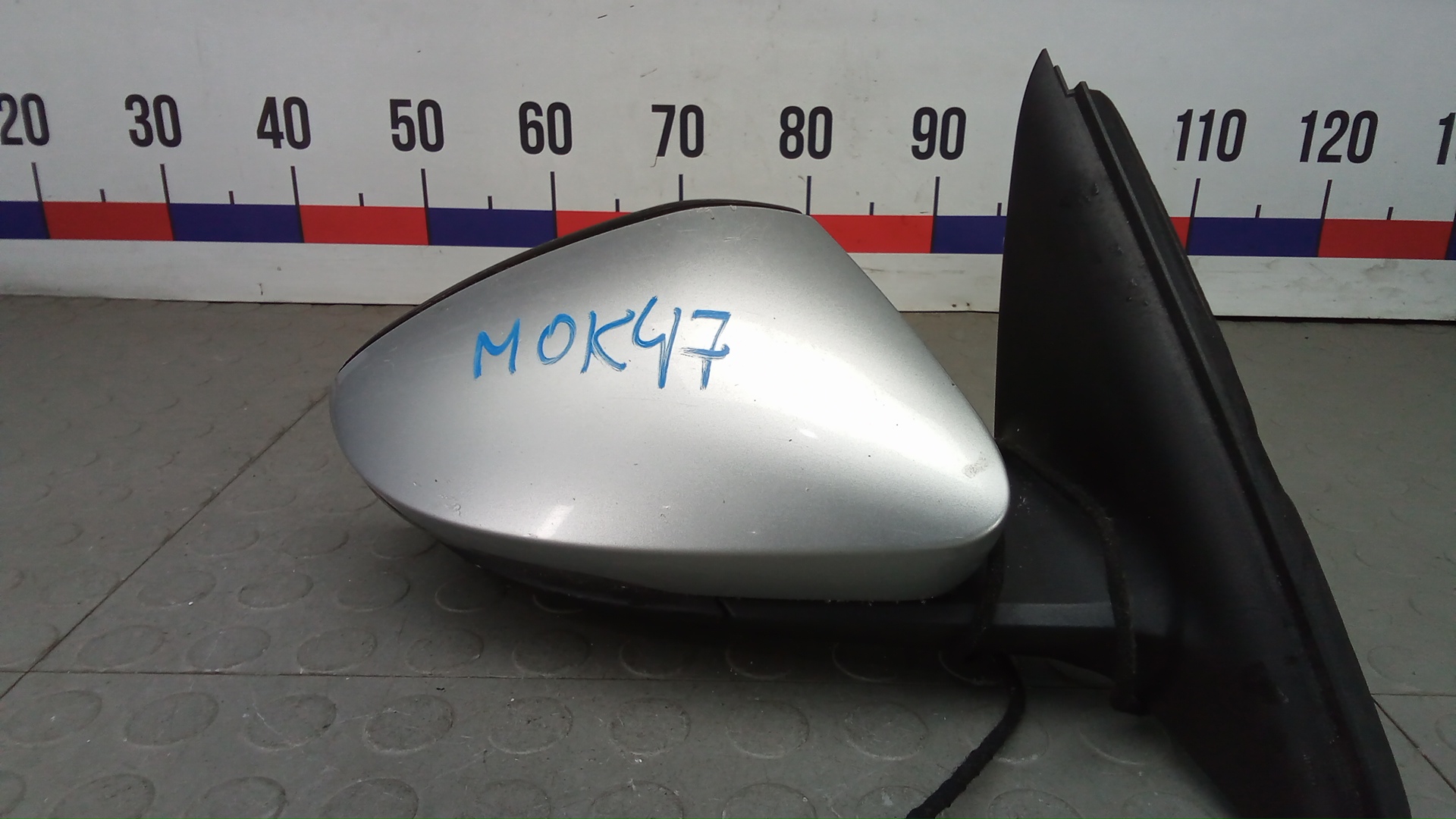 Зеркало правое электрическое