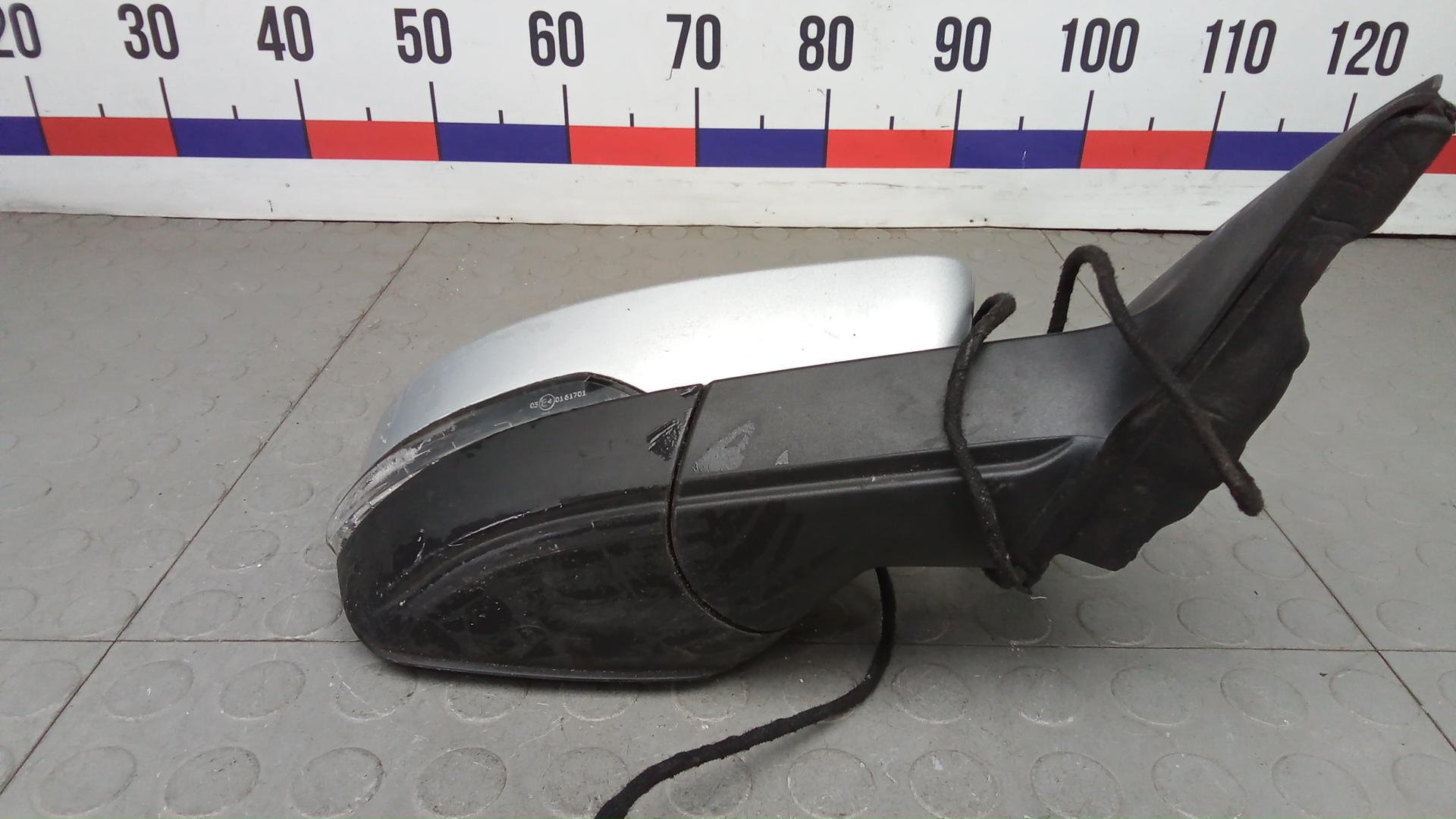 Зеркало правое электрическое