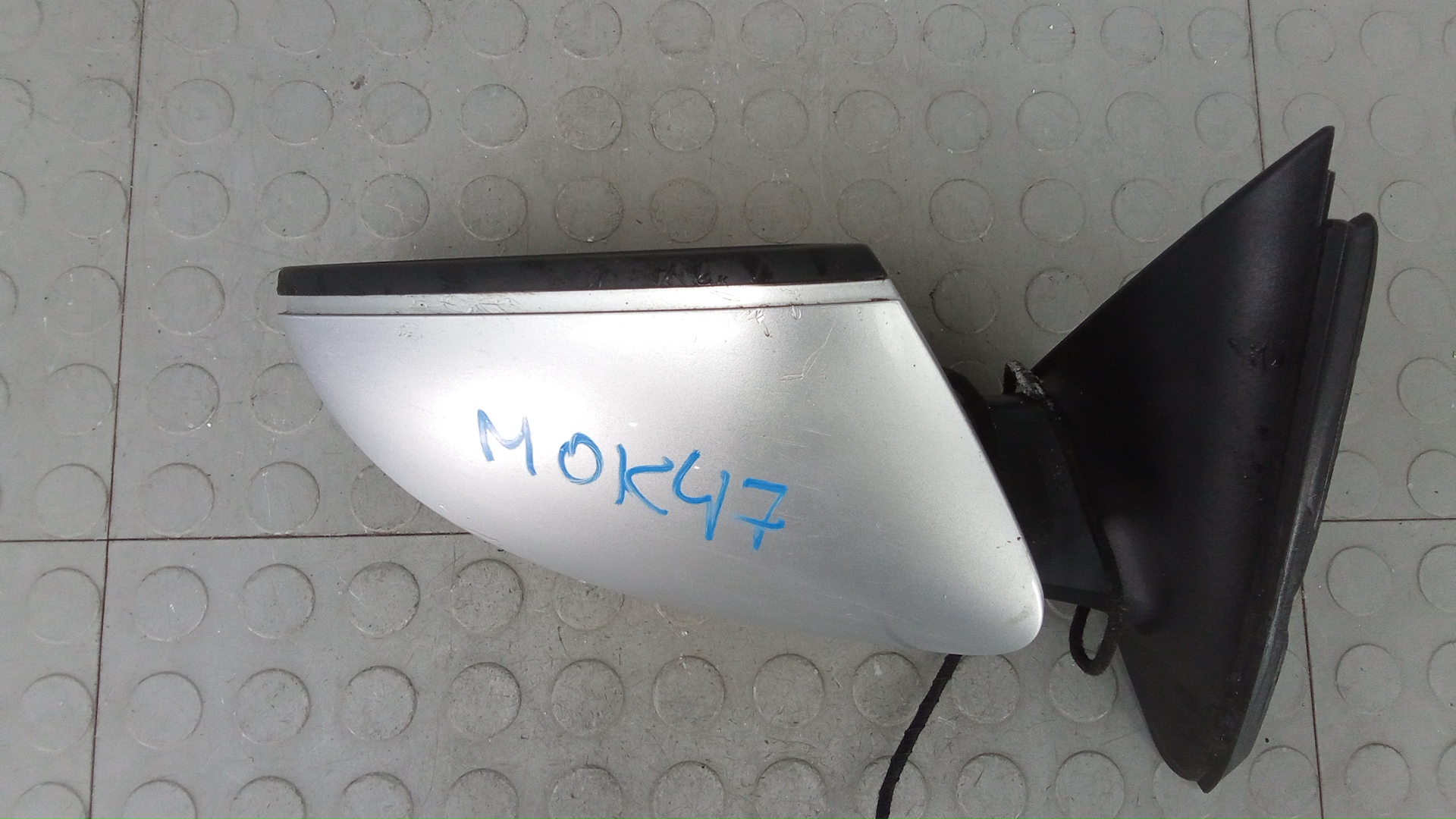 Зеркало правое электрическое