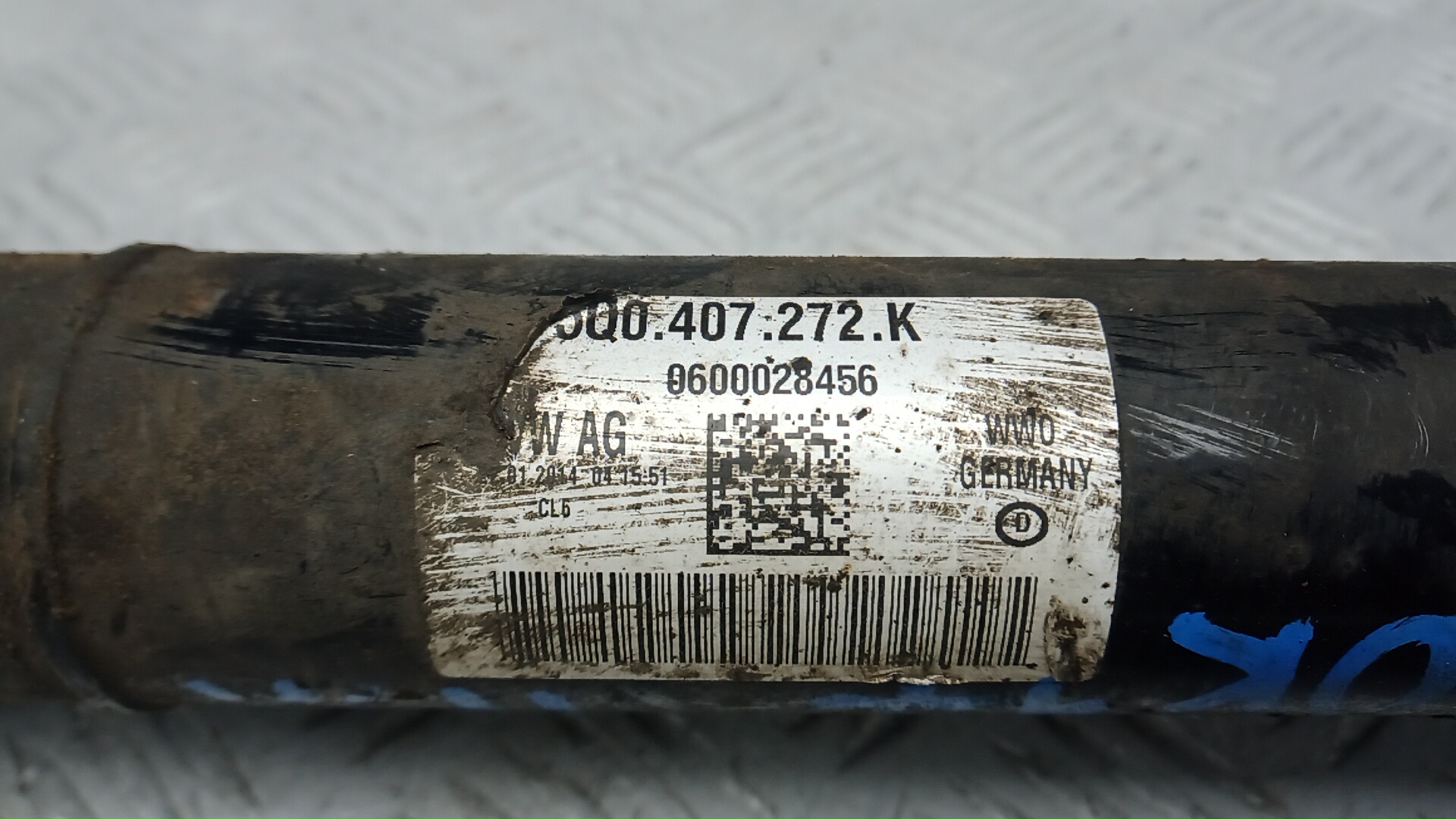 Полуось передняя левая