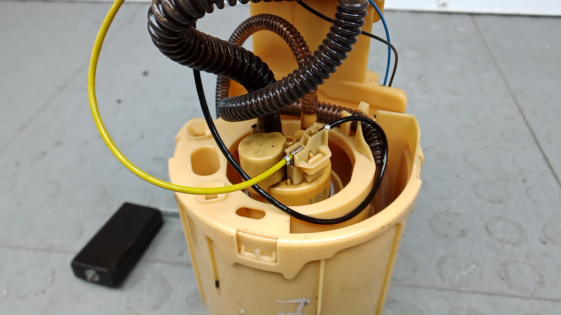 Насос топливный электрический