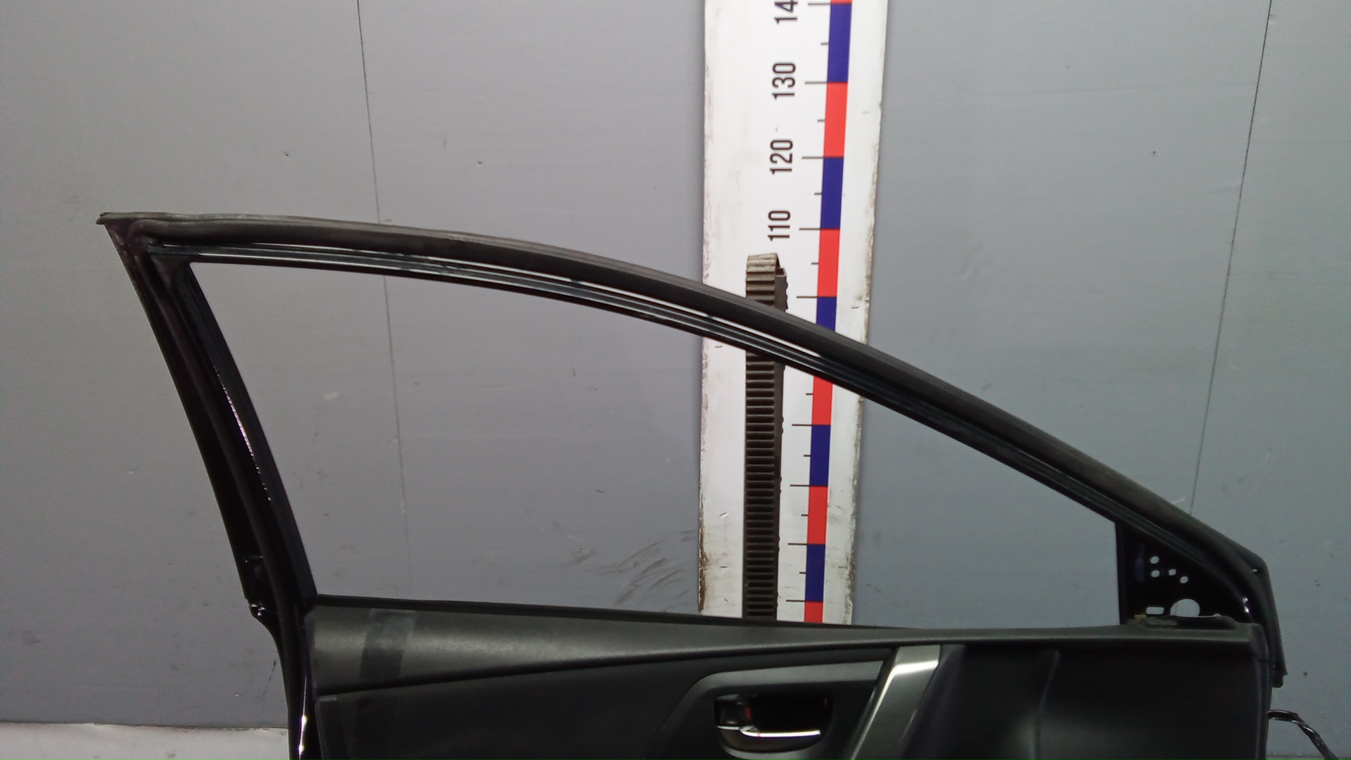 Дверь передняя левая