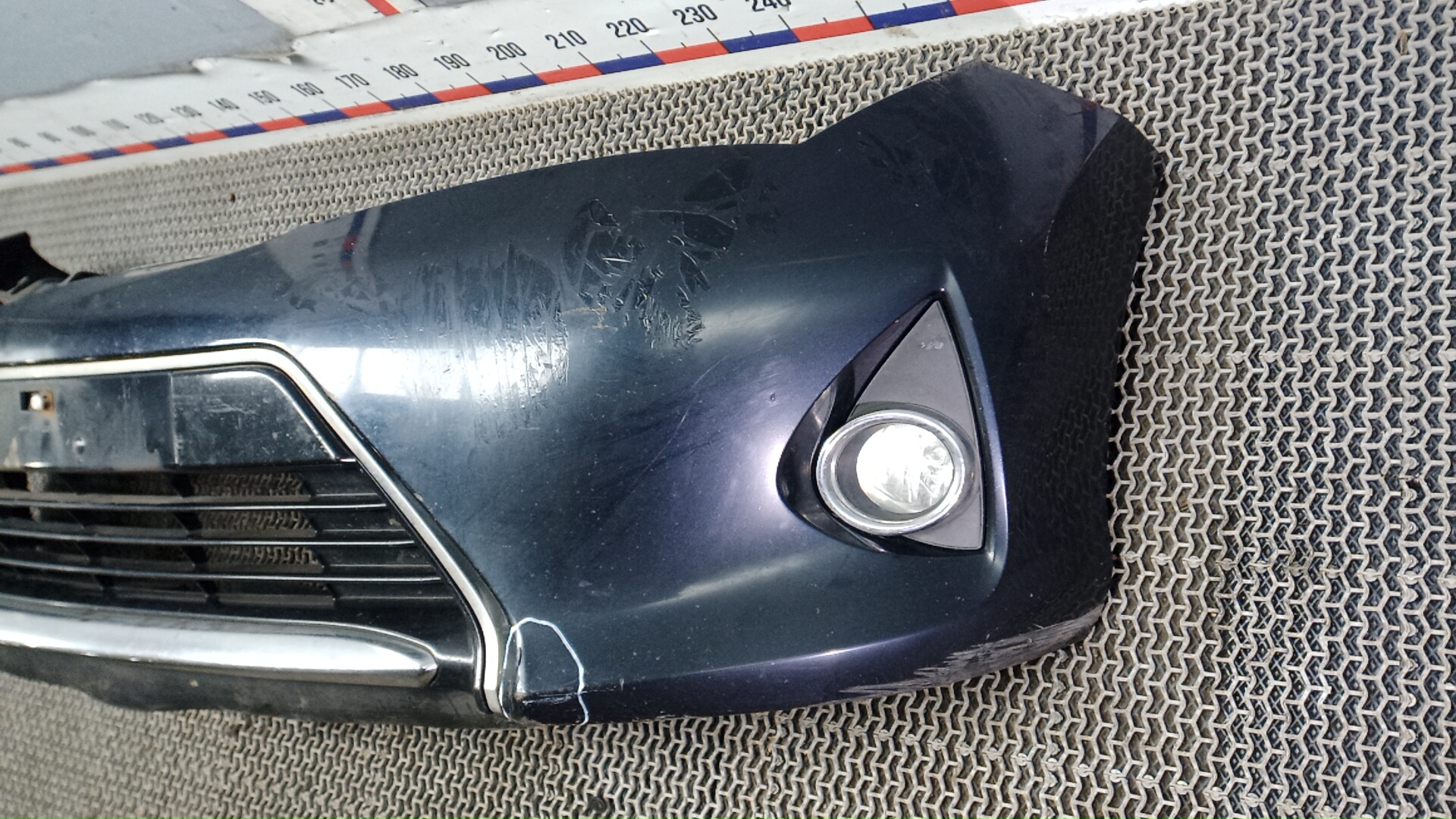 Бампер передний