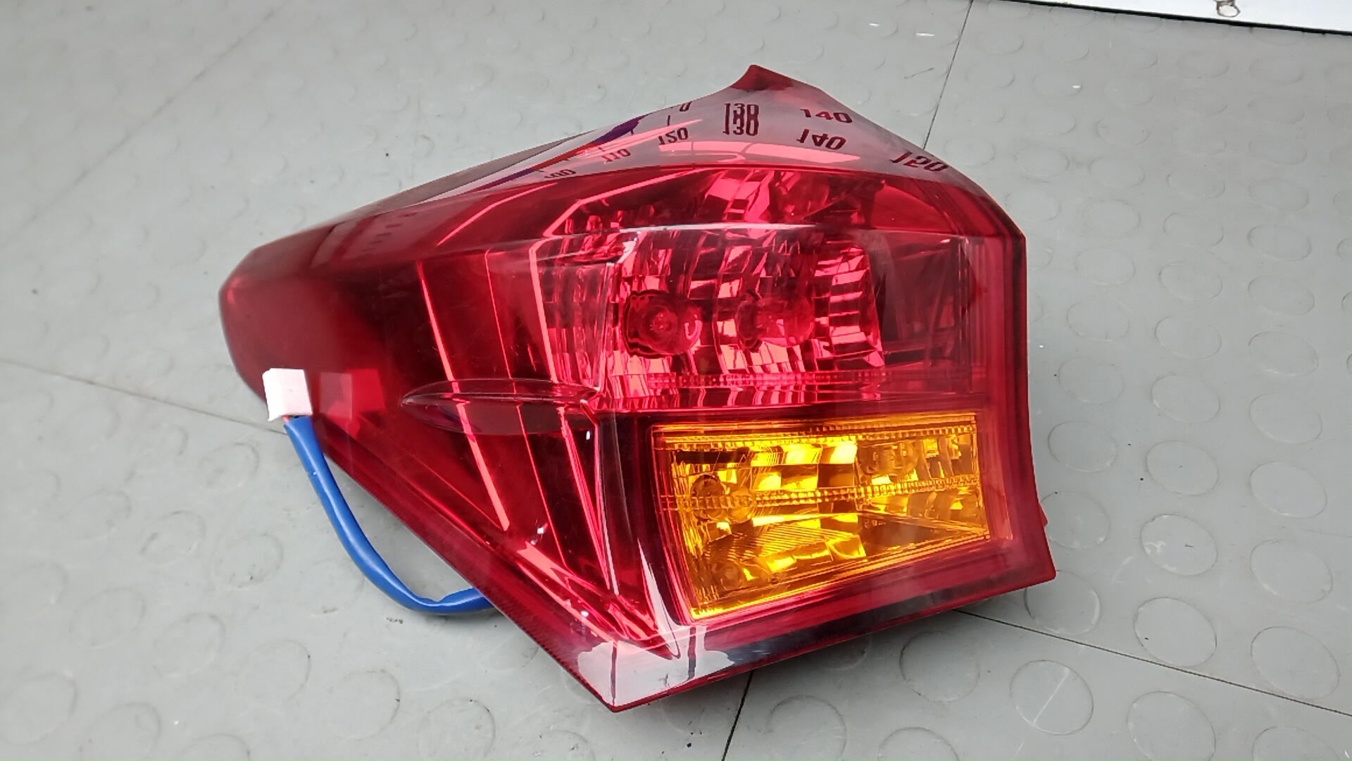 Фонарь задний левый