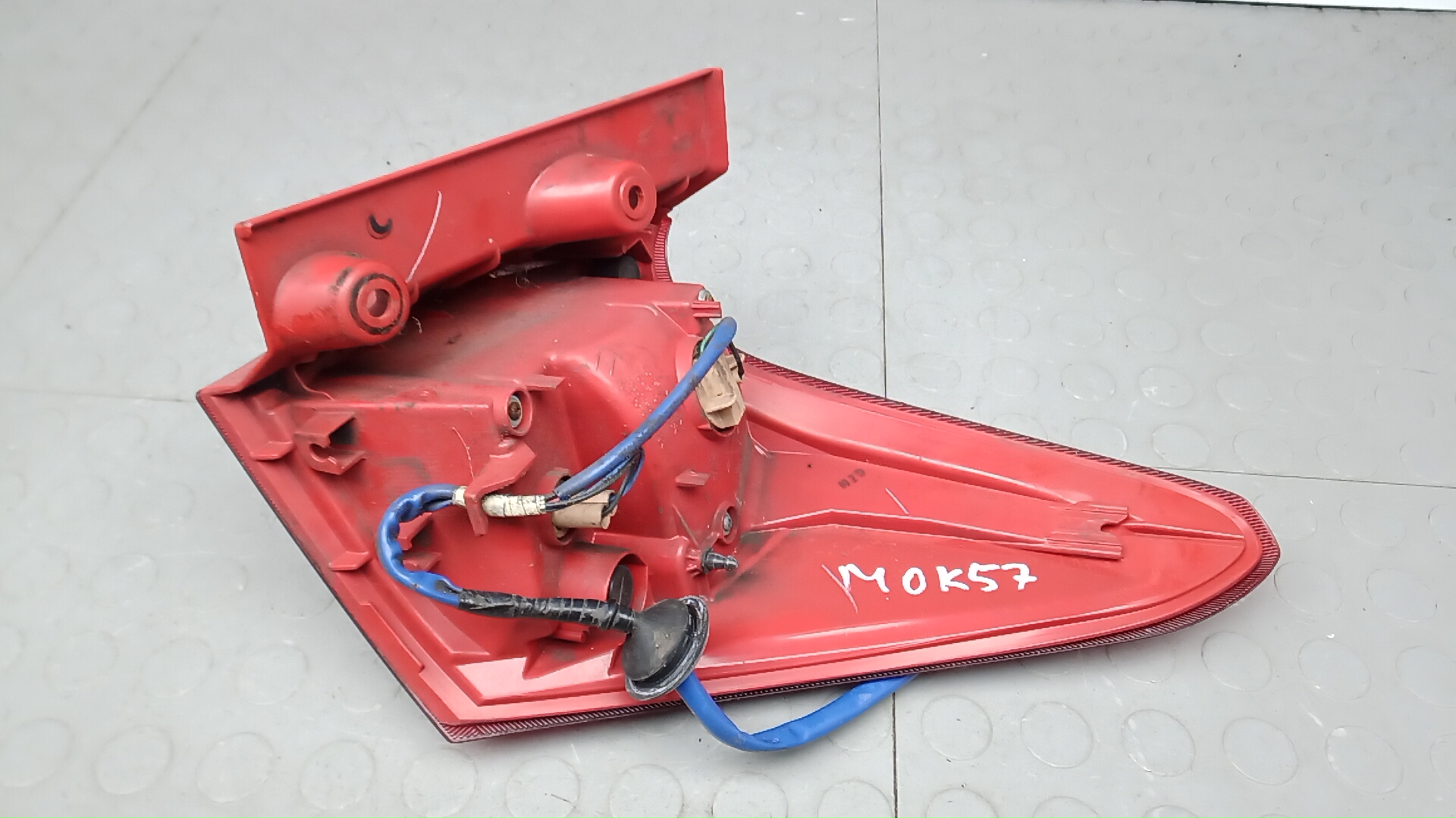 Фонарь задний левый