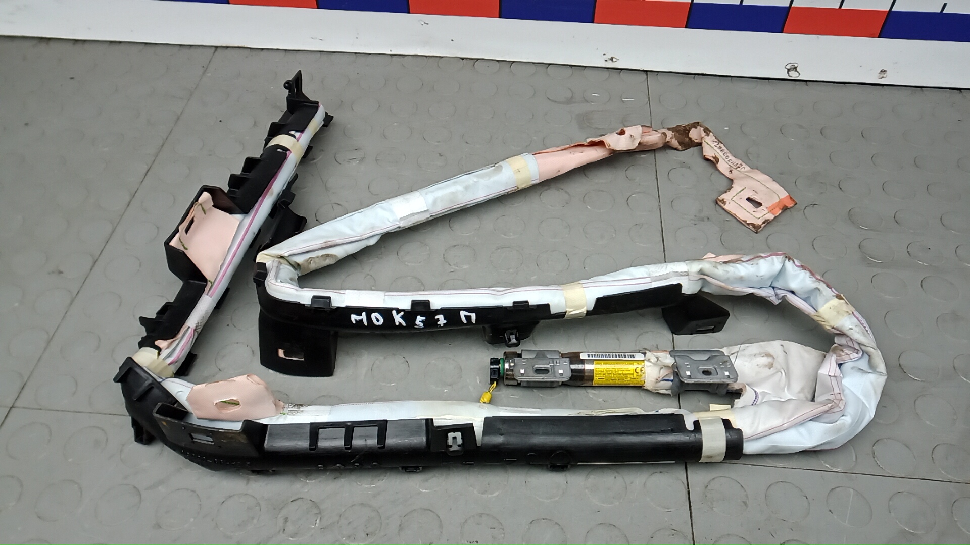 Подушка безопасности боковая (шторка)