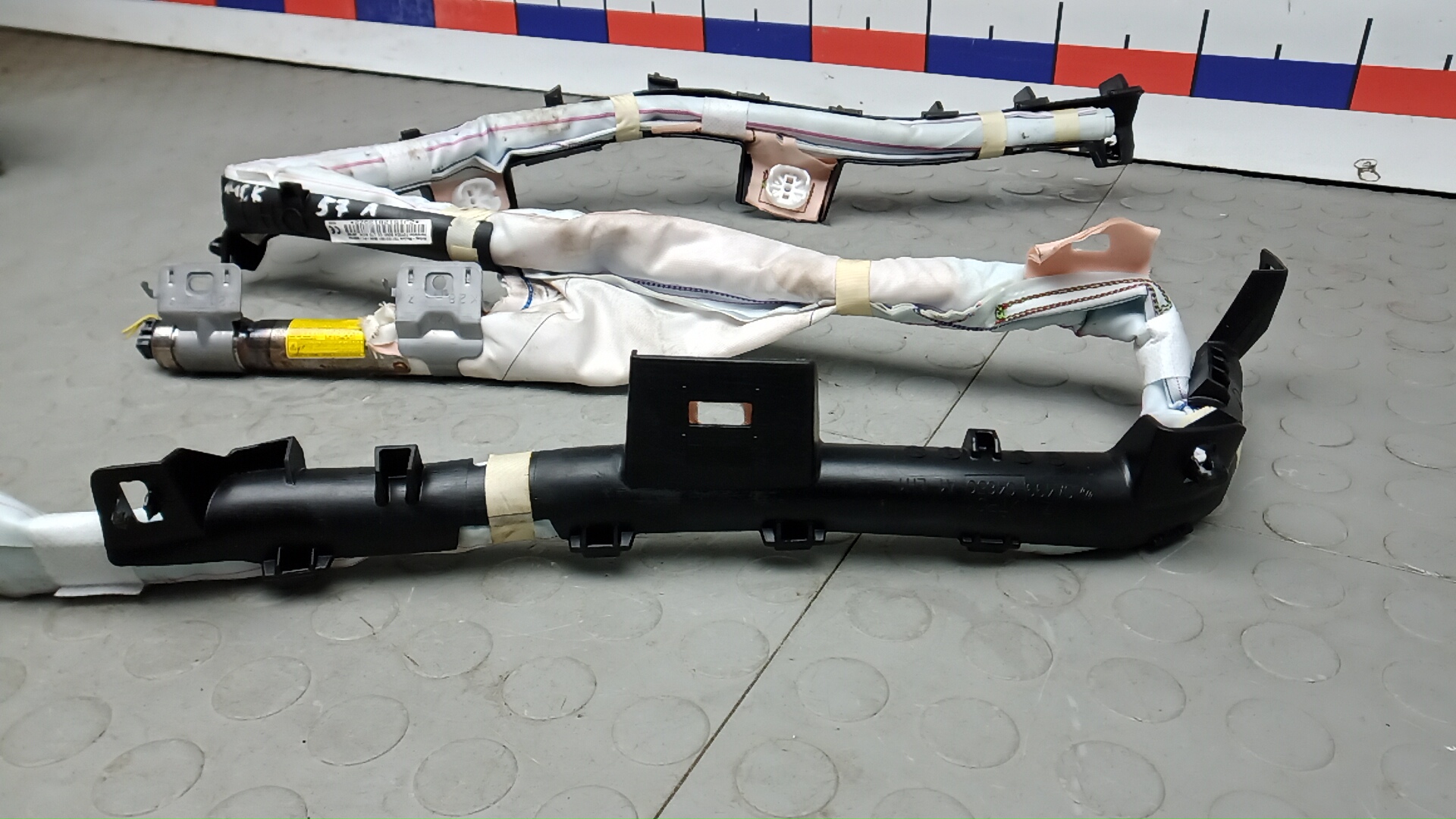 Подушка безопасности боковая (шторка)