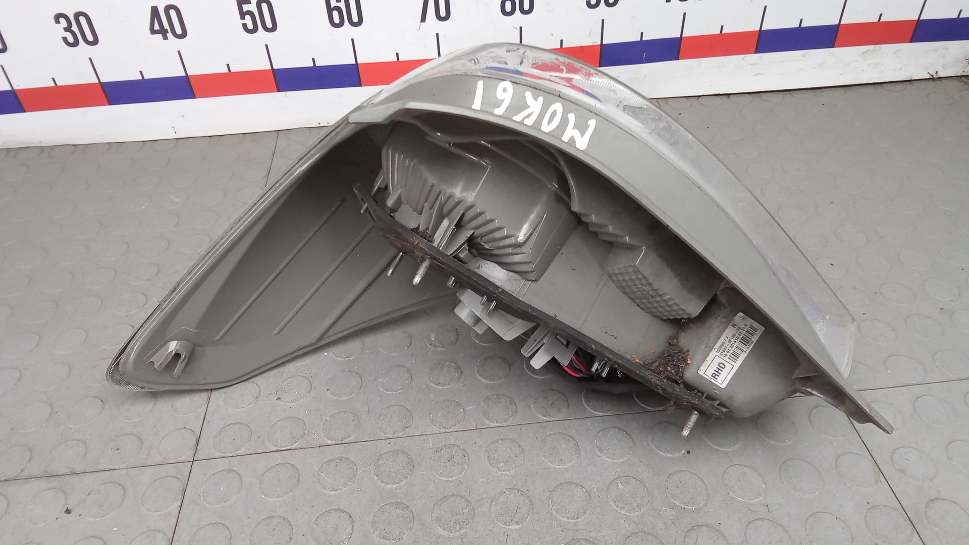 Фонарь задний правый