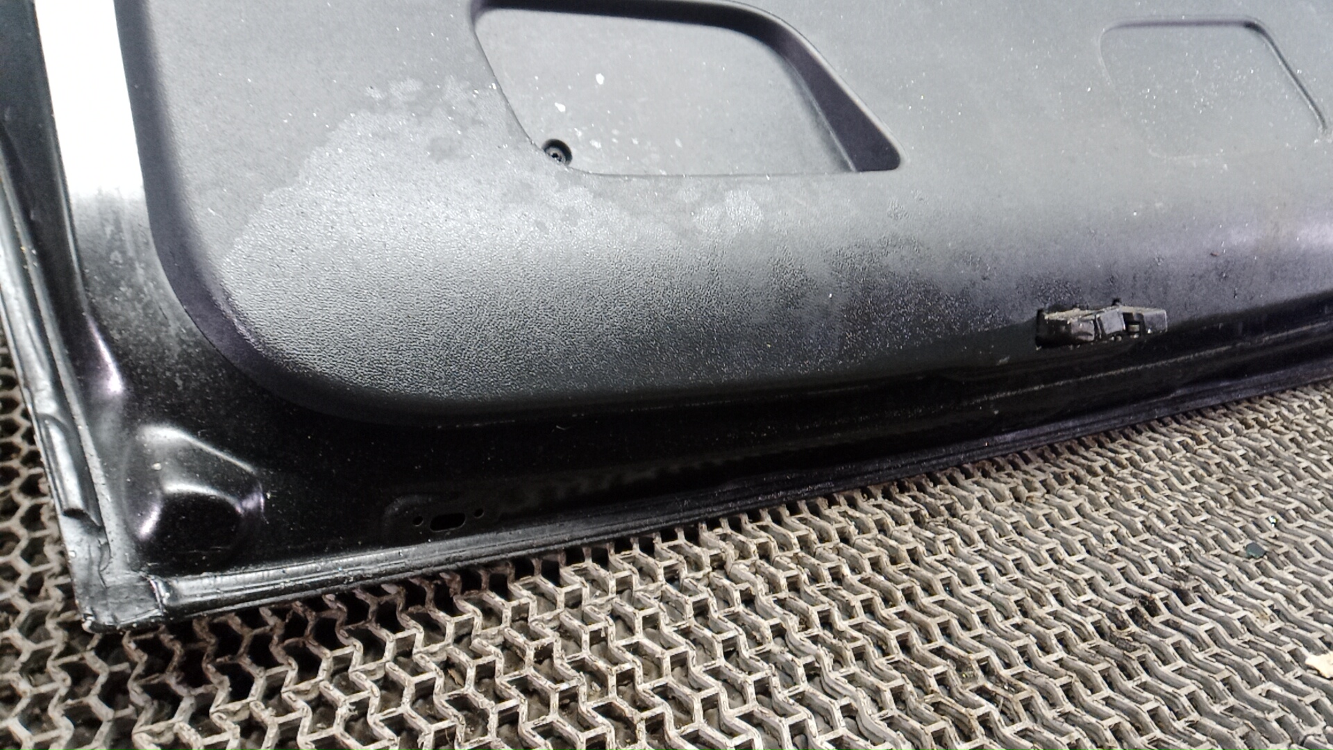 Дверь багажника